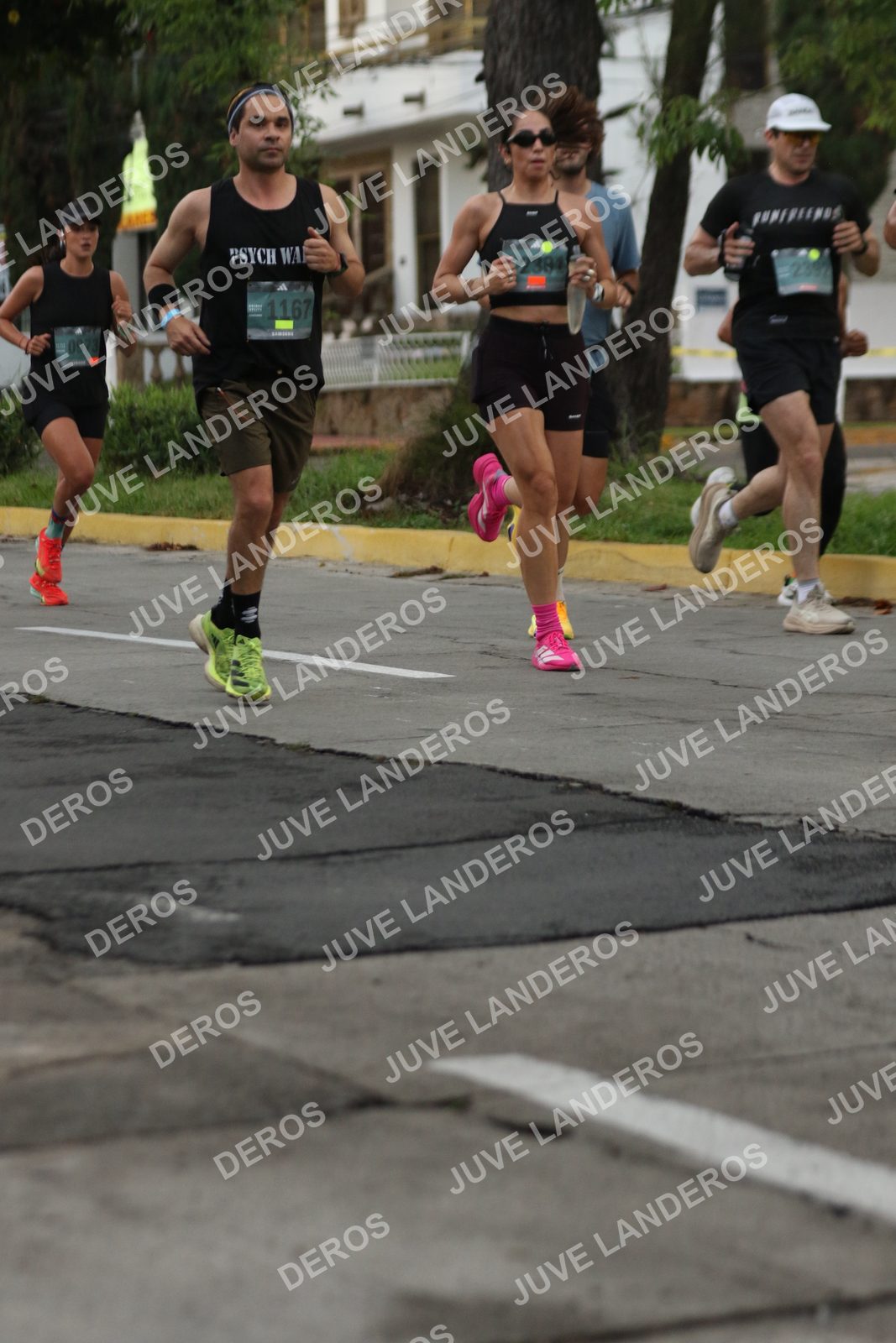 Foto de ADIDAS SPLITS GUADALAJARA 15K / 30K en Av. San Ignacio esquina Av. Ignacio L. Vallarta, Zapopan a las 06:54 · dorsal 1167, 973