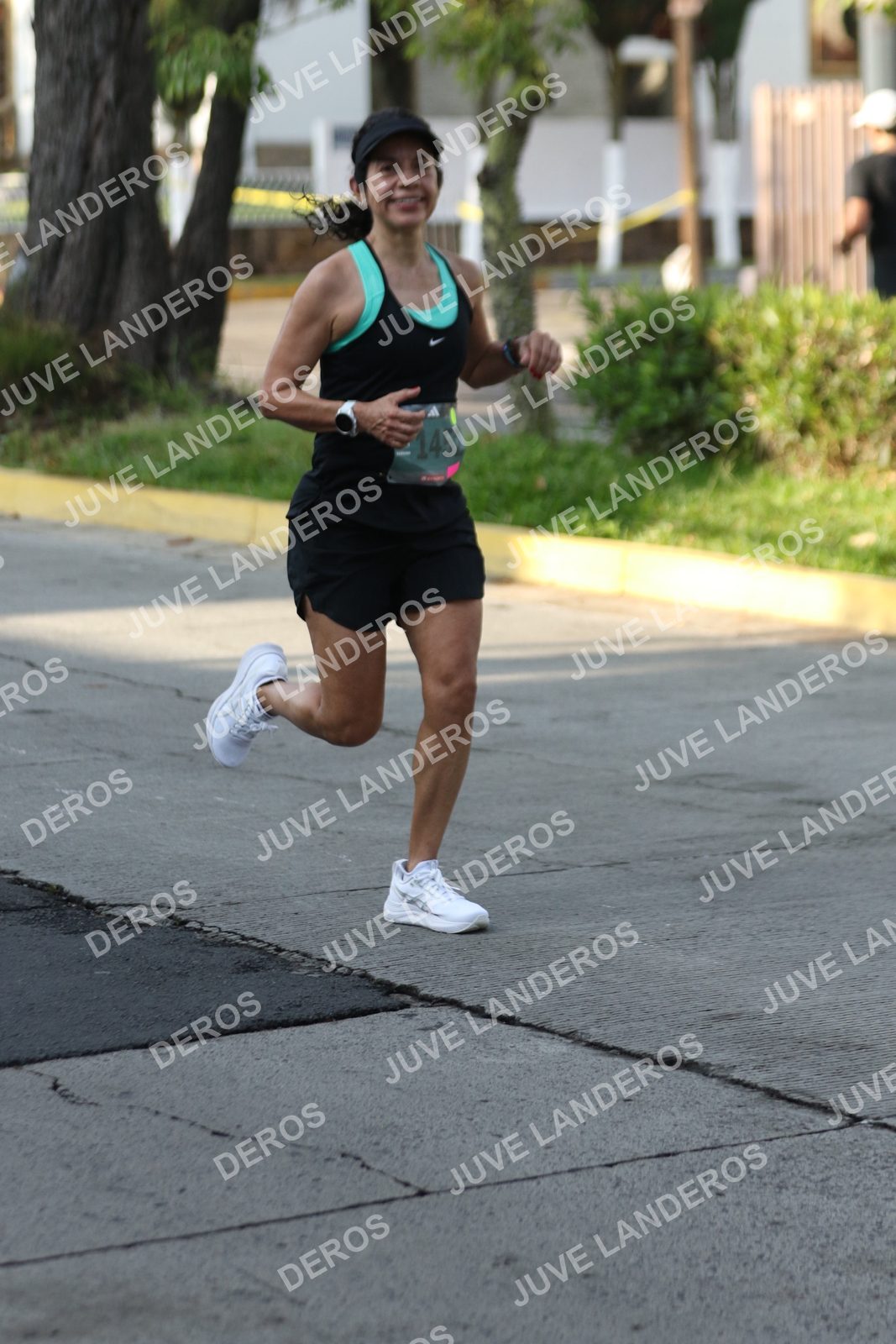 Foto de ADIDAS SPLITS GUADALAJARA 15K / 30K en Av. San Ignacio esquina Av. Ignacio L. Vallarta, Zapopan a las 08:19 · dorsal 1452