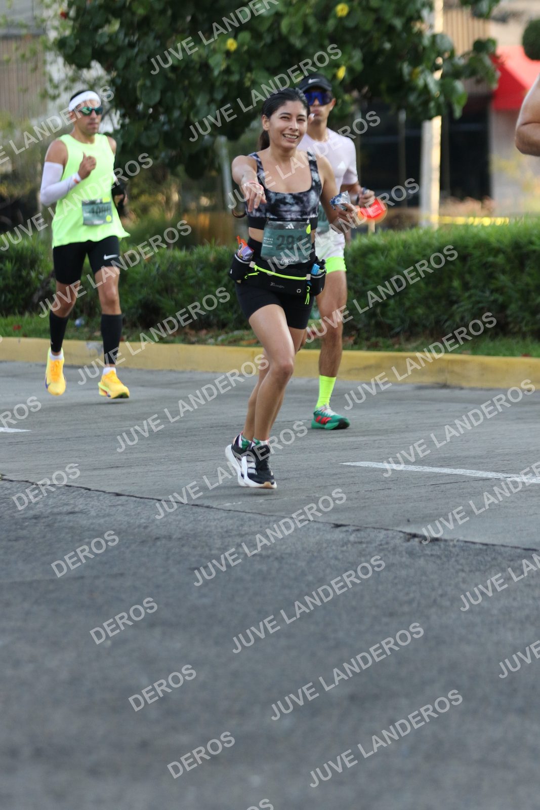 Foto de ADIDAS SPLITS GUADALAJARA 15K / 30K en Av. San Ignacio esquina Av. Ignacio L. Vallarta, Zapopan a las 07:29