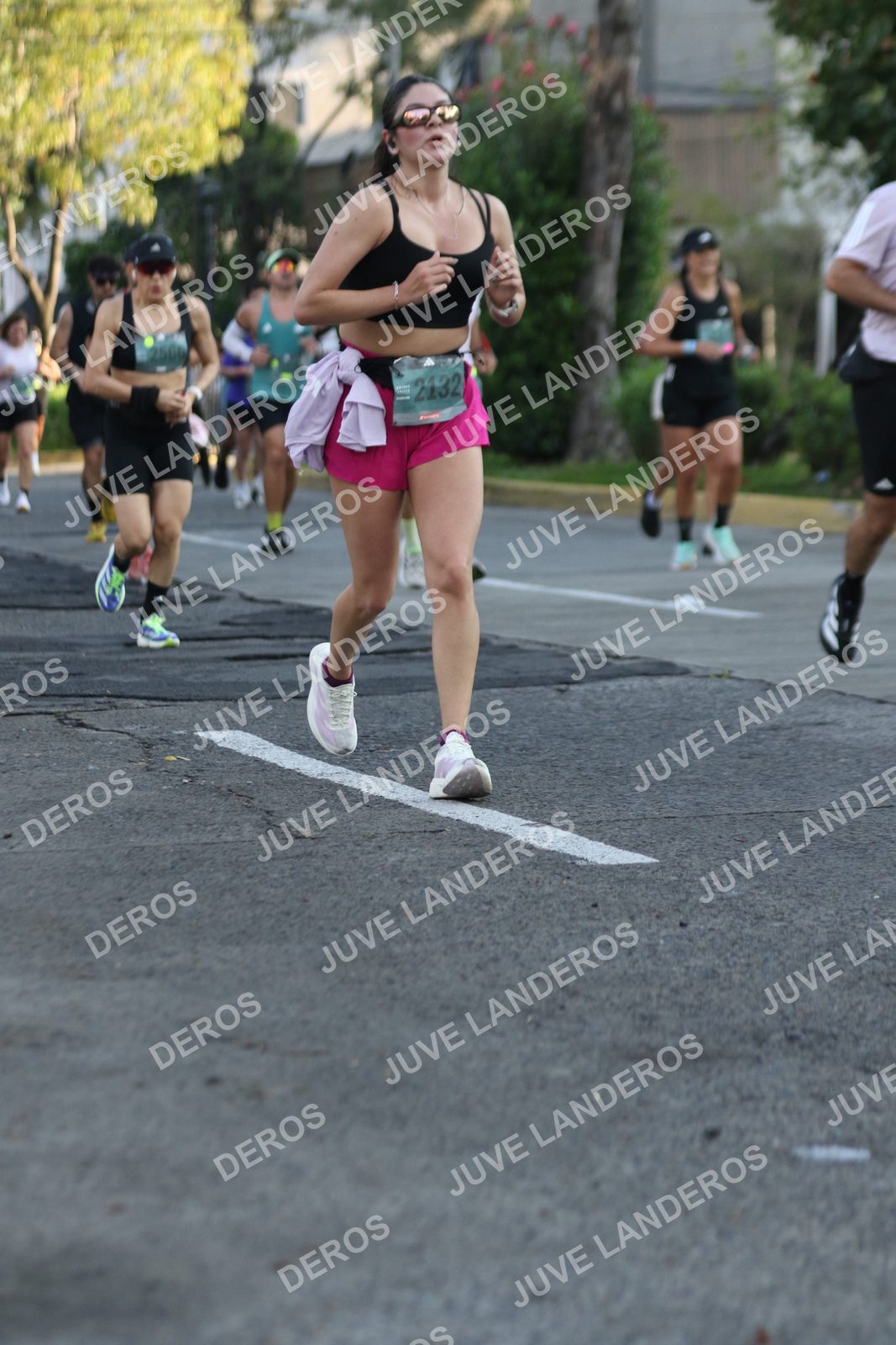 Foto de ADIDAS SPLITS GUADALAJARA 15K / 30K en Av. San Ignacio esquina Av. Ignacio L. Vallarta, Zapopan a las 07:35 · dorsal 2132