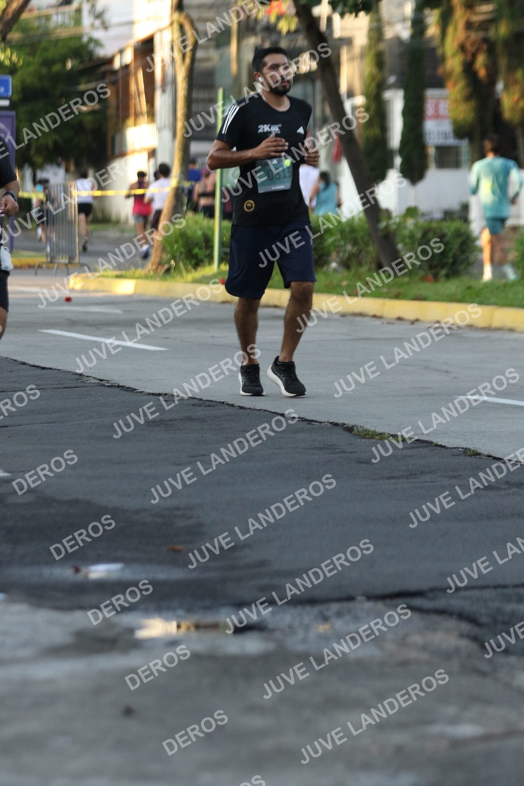 Foto de ADIDAS SPLITS GUADALAJARA 15K / 30K en Av. San Ignacio esquina Av. Ignacio L. Vallarta, Zapopan a las 07:17 · dorsal 815