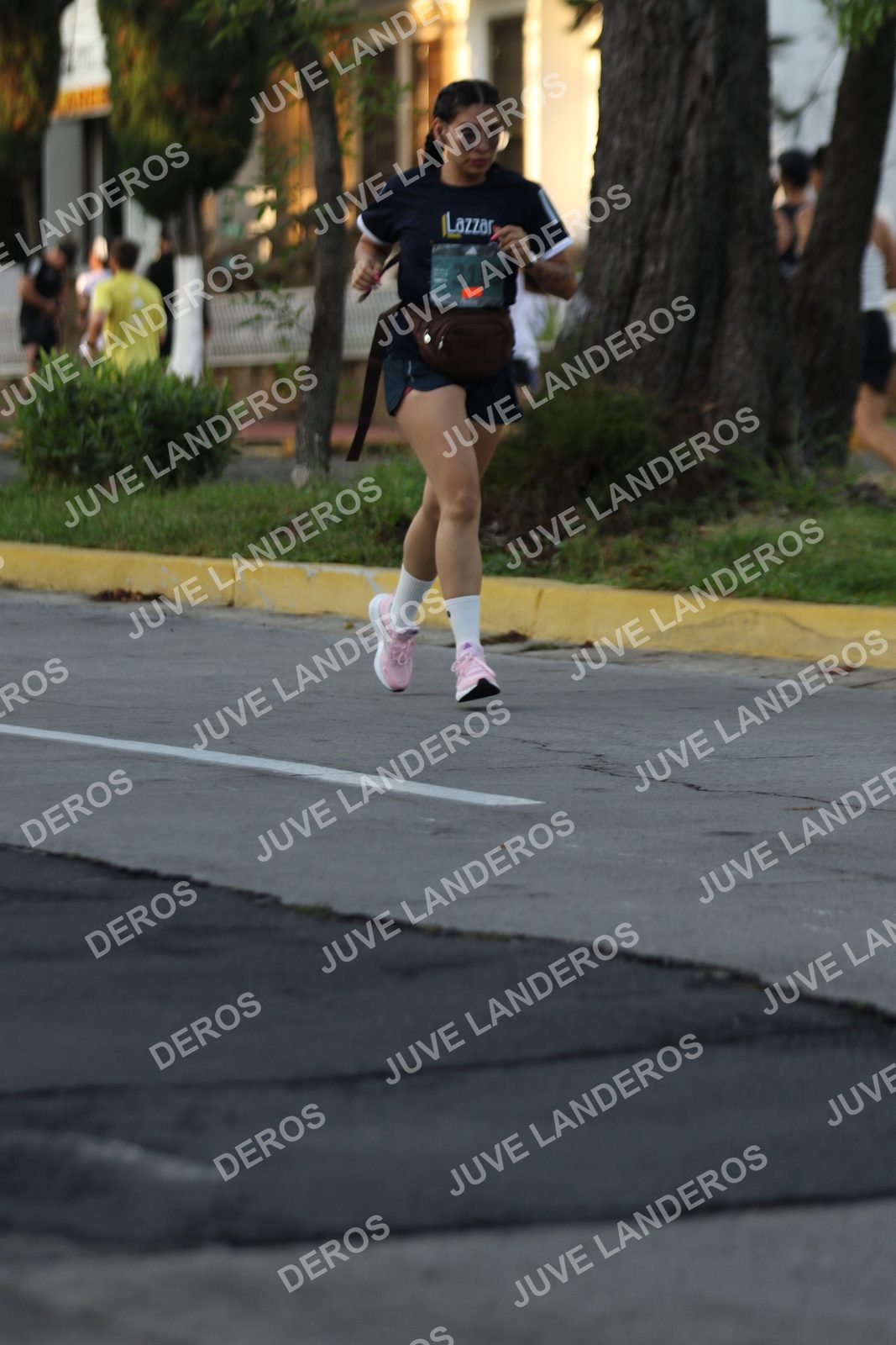 Foto de ADIDAS SPLITS GUADALAJARA 15K / 30K en Av. San Ignacio esquina Av. Ignacio L. Vallarta, Zapopan a las 07:13 · dorsal 3155