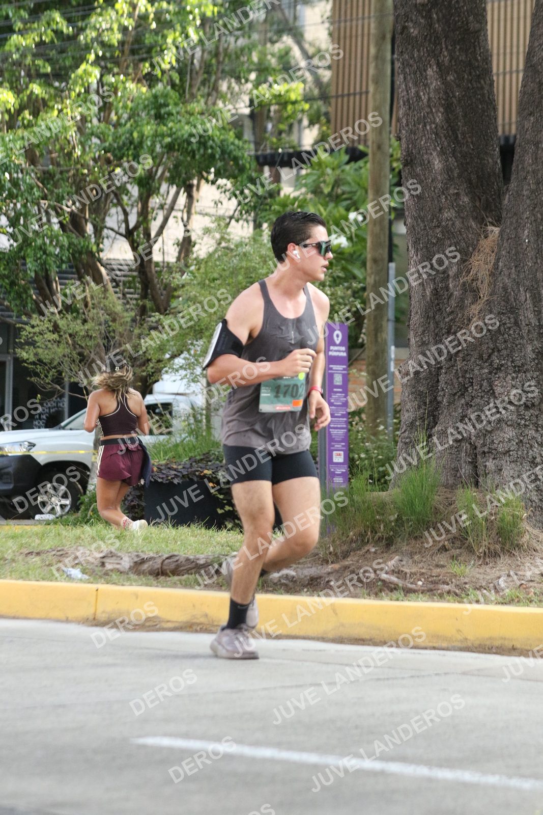 Foto de ADIDAS SPLITS GUADALAJARA 15K / 30K en Av. San Ignacio esquina Av. Ignacio L. Vallarta, Zapopan a las 08:42 · dorsal 1702