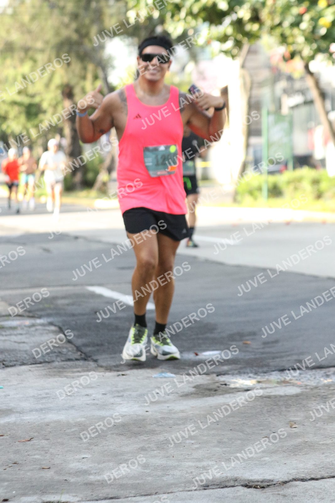 Foto de ADIDAS SPLITS GUADALAJARA 15K / 30K en Av. San Ignacio esquina Av. Ignacio L. Vallarta, Zapopan a las 08:30 · dorsal 1298