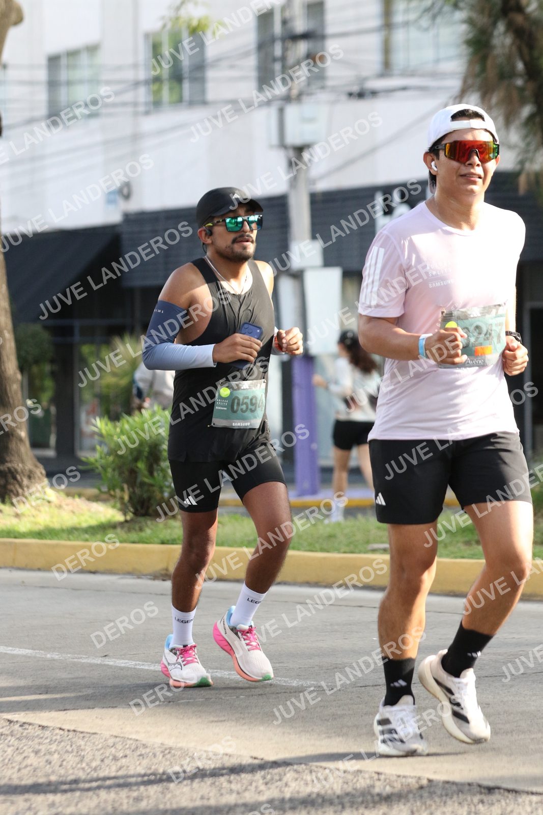 Foto de ADIDAS SPLITS GUADALAJARA 15K / 30K en Av. San Ignacio esquina Av. Ignacio L. Vallarta, Zapopan a las 08:48 · dorsal 594
