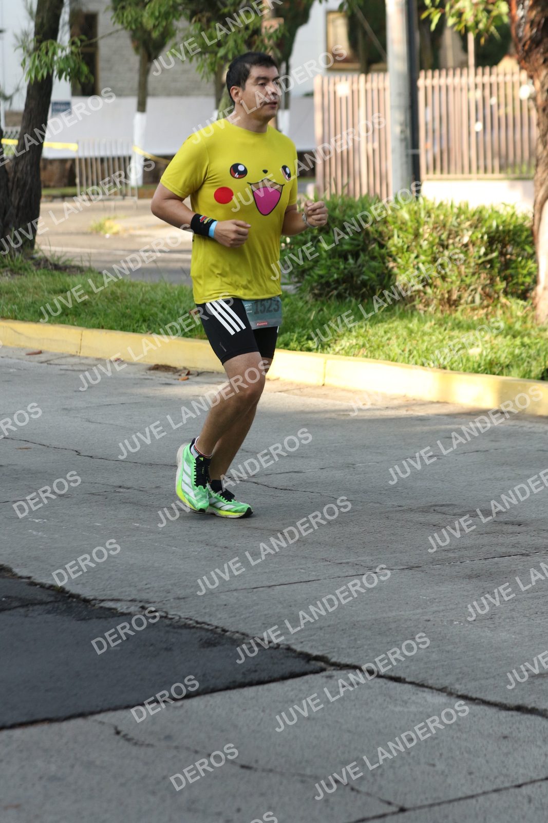 Foto de ADIDAS SPLITS GUADALAJARA 15K / 30K en Av. San Ignacio esquina Av. Ignacio L. Vallarta, Zapopan a las 08:13 · dorsal 1523