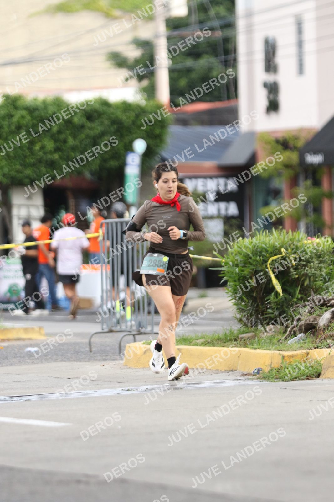 Foto de ADIDAS SPLITS GUADALAJARA 15K / 30K en Av. San Ignacio esquina Av. Ignacio L. Vallarta, Zapopan a las 09:05