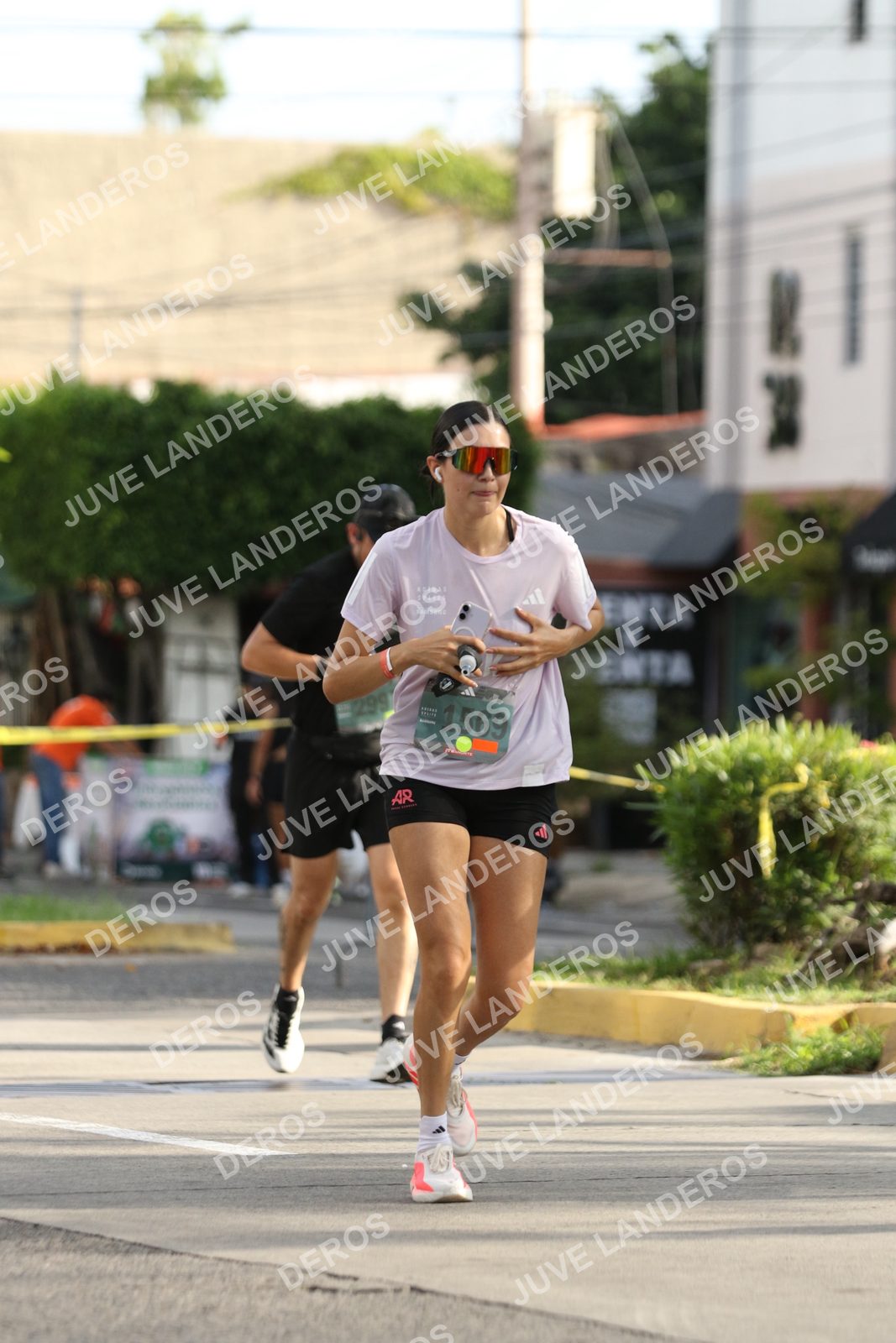 Foto de ADIDAS SPLITS GUADALAJARA 15K / 30K en Av. San Ignacio esquina Av. Ignacio L. Vallarta, Zapopan a las 08:58 · dorsal 1569, 299