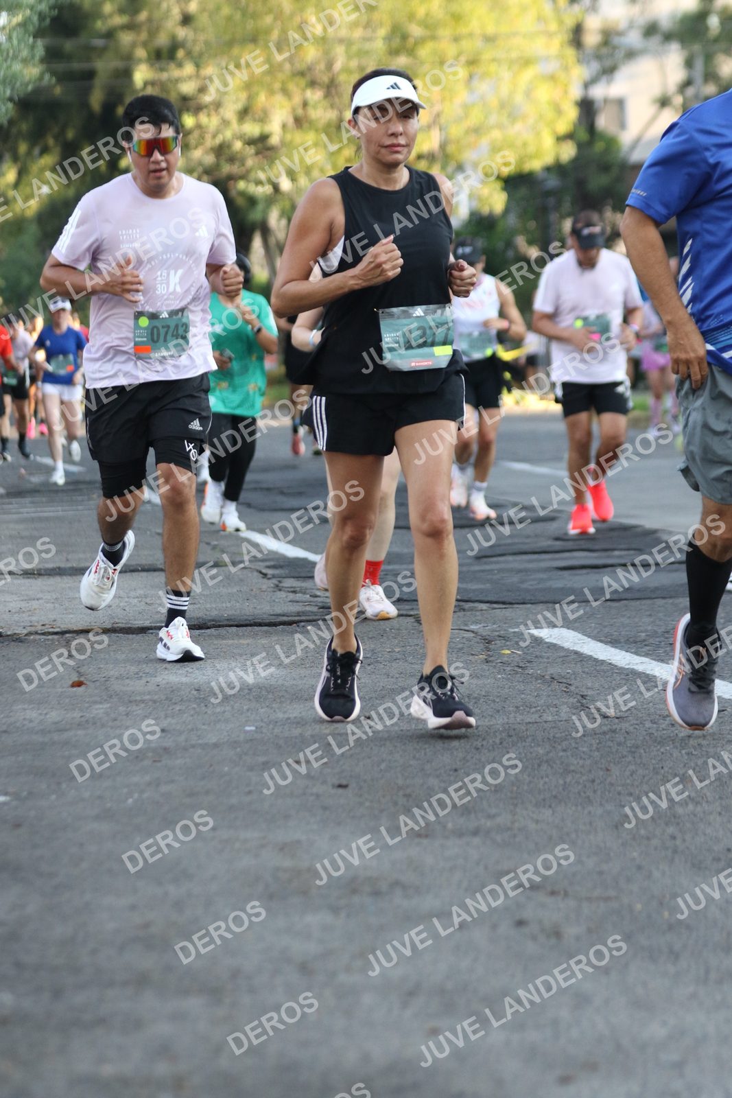 Foto de ADIDAS SPLITS GUADALAJARA 15K / 30K en Av. San Ignacio esquina Av. Ignacio L. Vallarta, Zapopan a las 07:33 · dorsal 743, 30, 1377
