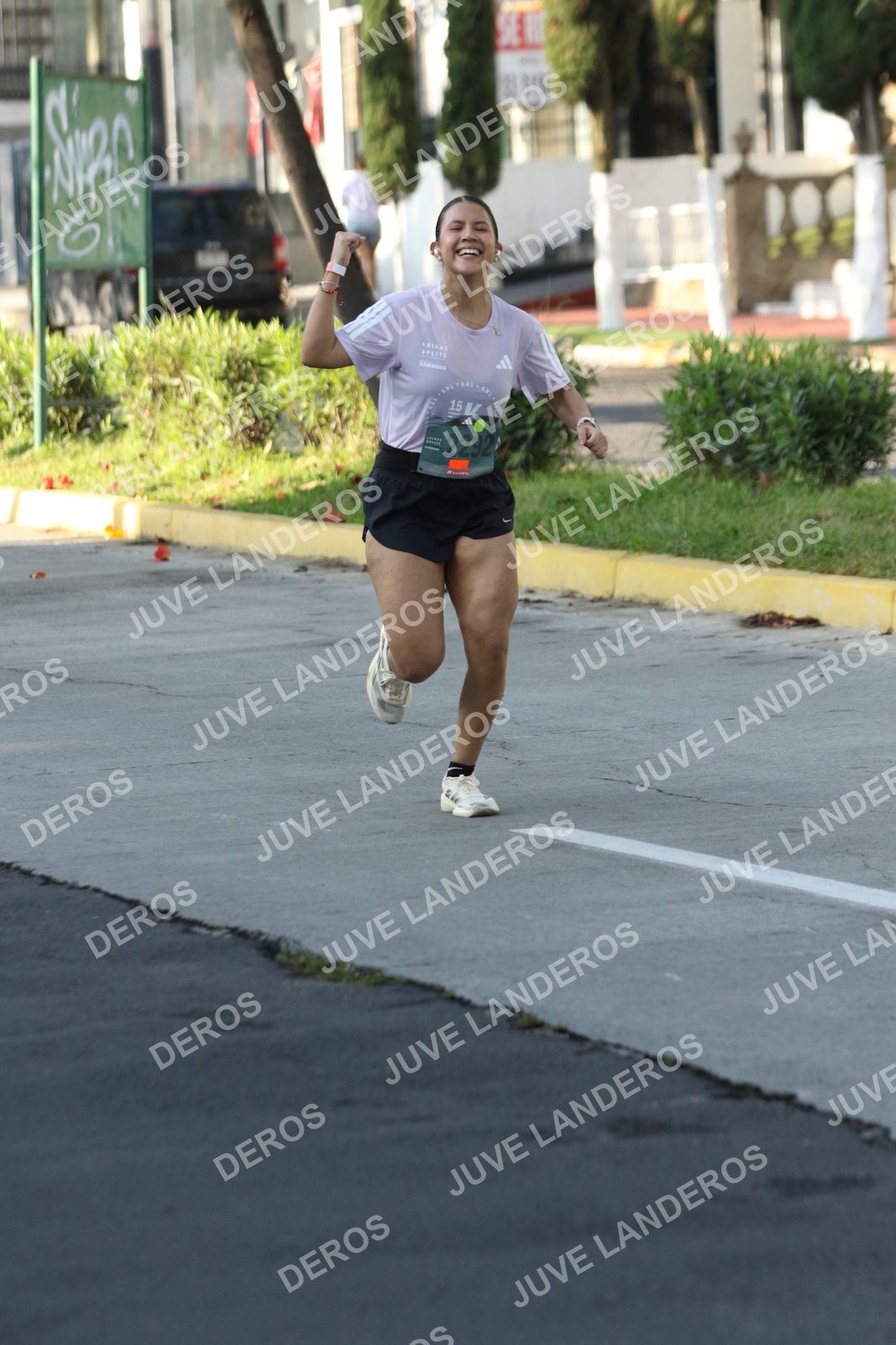 Foto de ADIDAS SPLITS GUADALAJARA 15K / 30K en Av. San Ignacio esquina Av. Ignacio L. Vallarta, Zapopan a las 08:11 · dorsal 2292
