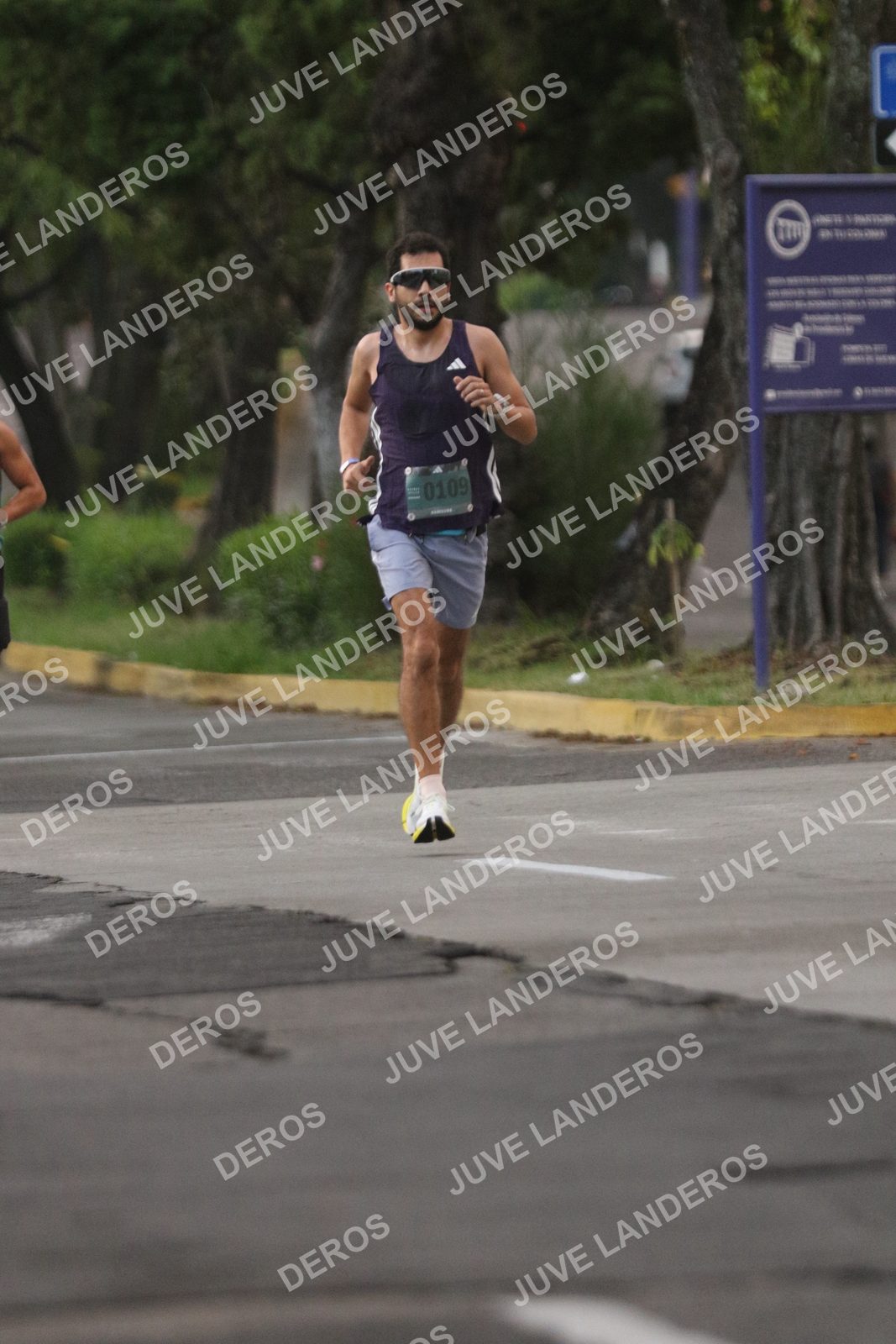 Foto de ADIDAS SPLITS GUADALAJARA 15K / 30K en Av. San Ignacio esquina Av. Ignacio L. Vallarta, Zapopan a las 06:46 · dorsal 109