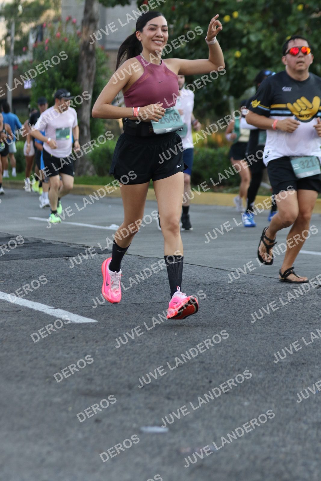 Foto de ADIDAS SPLITS GUADALAJARA 15K / 30K en Av. San Ignacio esquina Av. Ignacio L. Vallarta, Zapopan a las 07:33 · dorsal 2640, 321