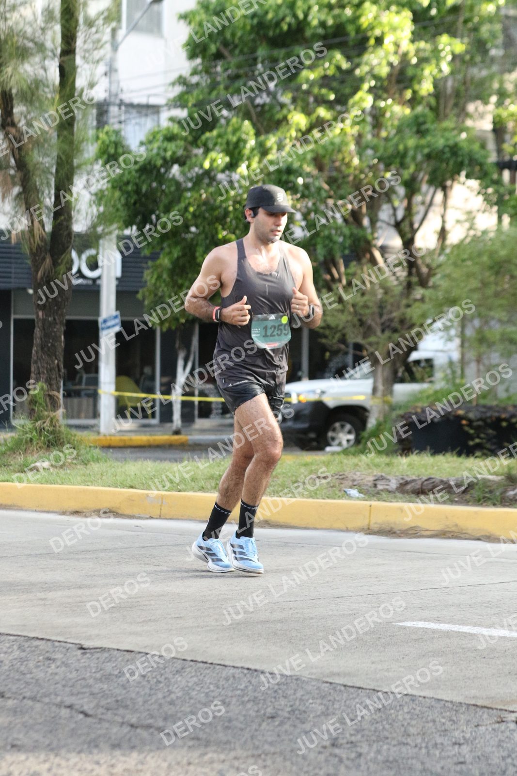 Foto de ADIDAS SPLITS GUADALAJARA 15K / 30K en Av. San Ignacio esquina Av. Ignacio L. Vallarta, Zapopan a las 08:44 · dorsal 1259