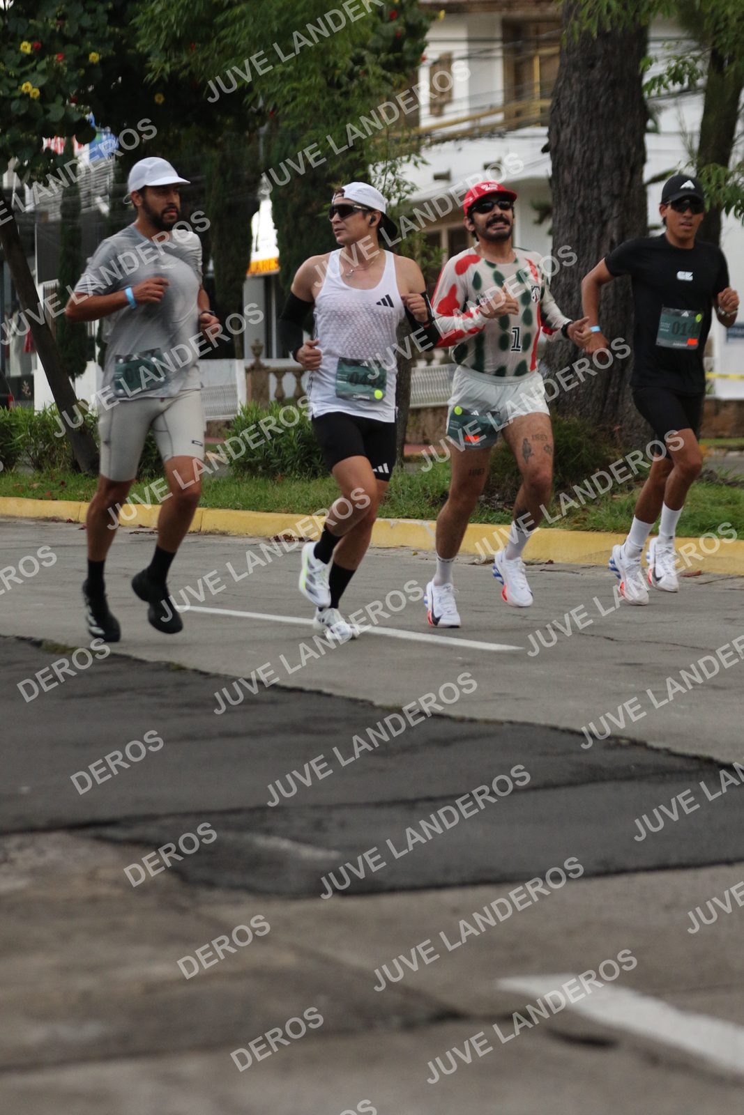 Foto de ADIDAS SPLITS GUADALAJARA 15K / 30K en Av. San Ignacio esquina Av. Ignacio L. Vallarta, Zapopan a las 06:50 · dorsal 14