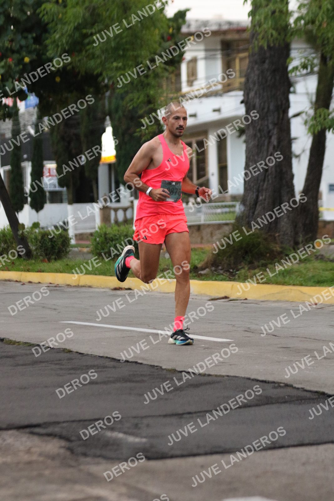 Foto de ADIDAS SPLITS GUADALAJARA 15K / 30K en Av. San Ignacio esquina Av. Ignacio L. Vallarta, Zapopan a las 06:46