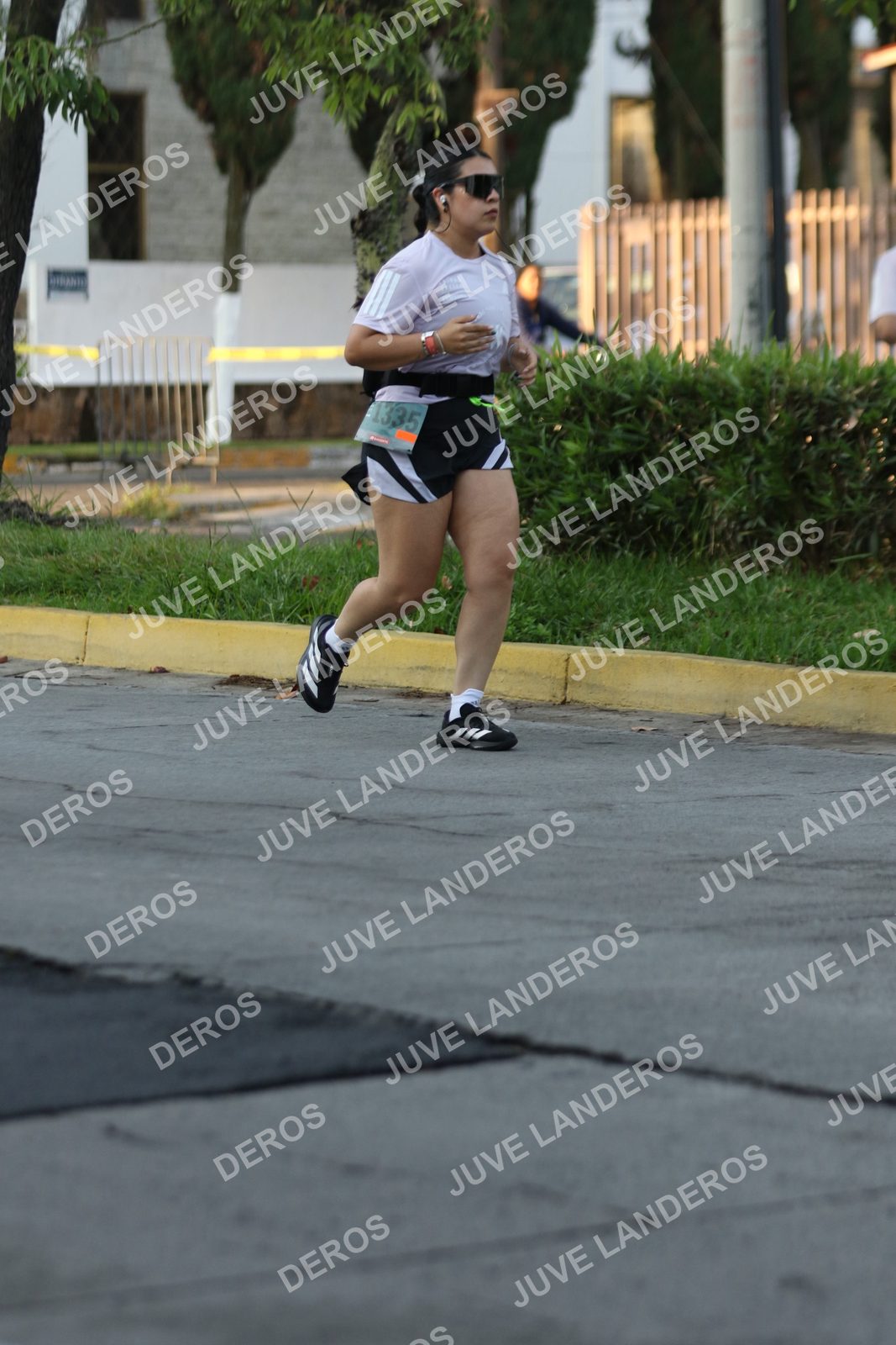 Foto de ADIDAS SPLITS GUADALAJARA 15K / 30K en Av. San Ignacio esquina Av. Ignacio L. Vallarta, Zapopan a las 07:20 · dorsal 1335