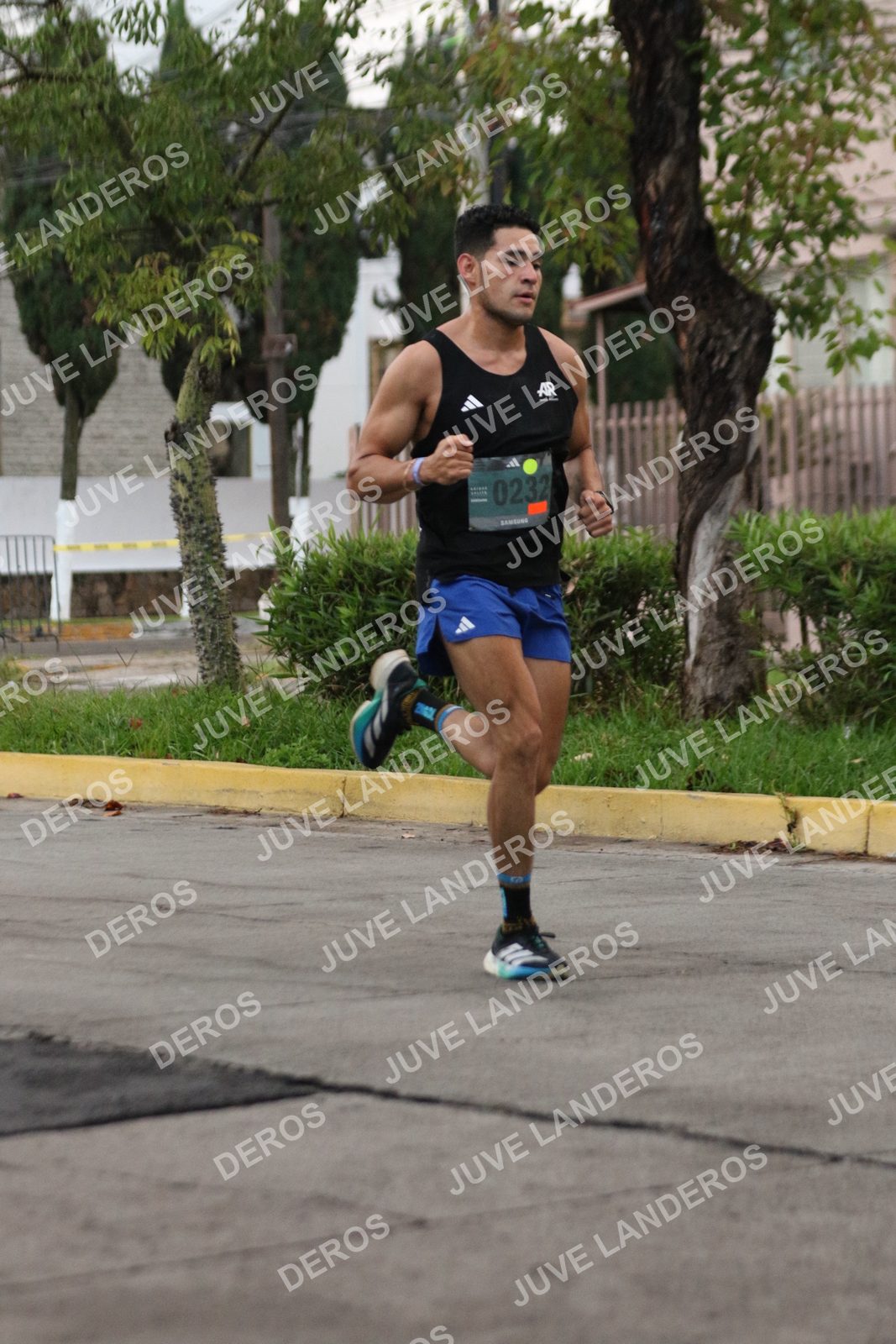 Foto de ADIDAS SPLITS GUADALAJARA 15K / 30K en Av. San Ignacio esquina Av. Ignacio L. Vallarta, Zapopan a las 06:46 · dorsal 232