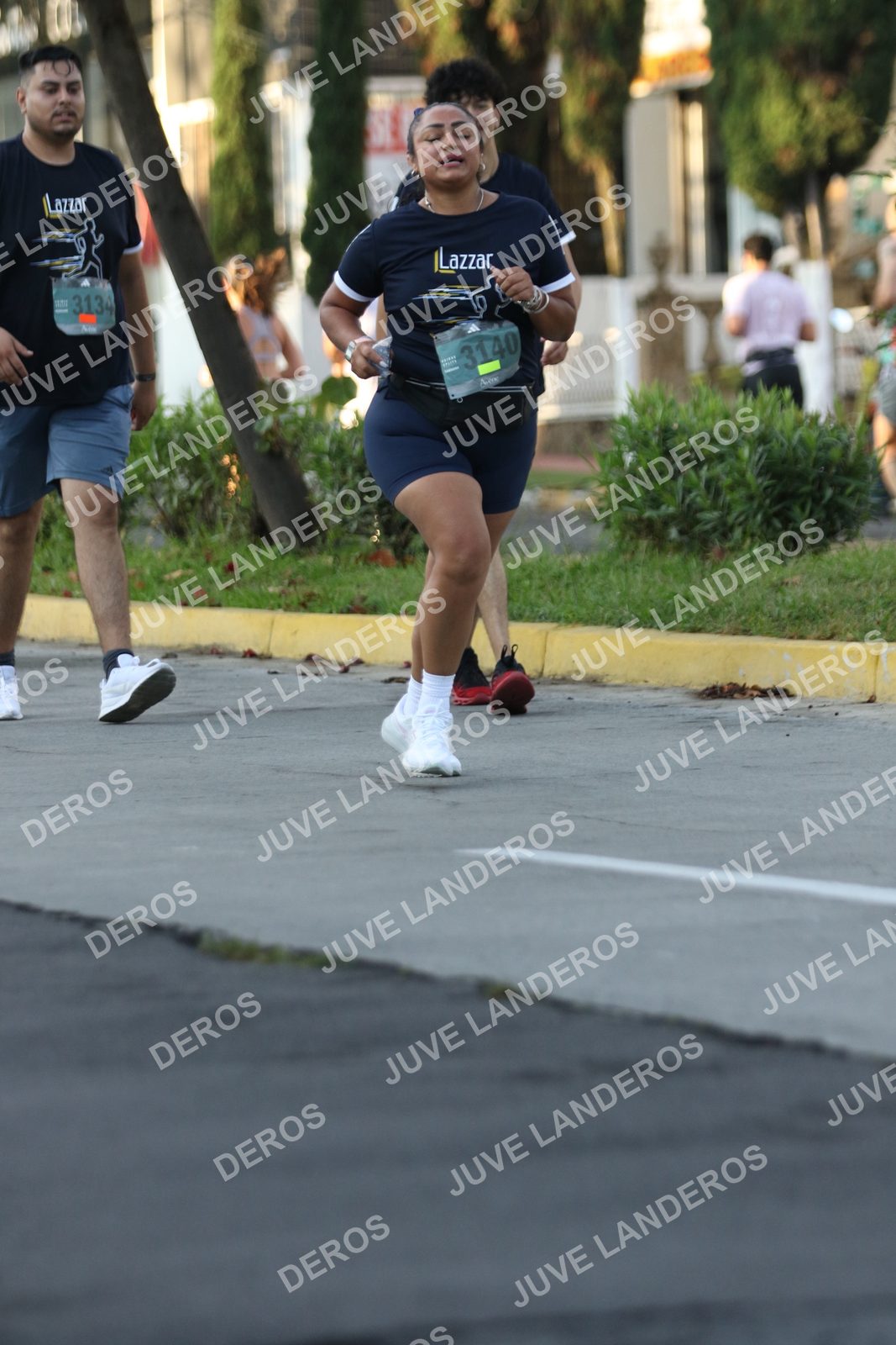 Foto de ADIDAS SPLITS GUADALAJARA 15K / 30K en Av. San Ignacio esquina Av. Ignacio L. Vallarta, Zapopan a las 07:26 · dorsal 3134, 3140
