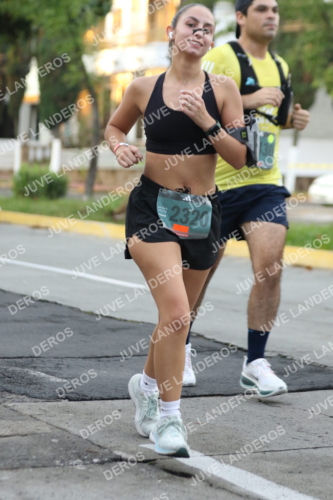 Foto de ADIDAS SPLITS GUADALAJARA 15K / 30K en Av. San Ignacio esquina Av. Ignacio L. Vallarta, Zapopan a las 07:07 · dorsal 2320, 30