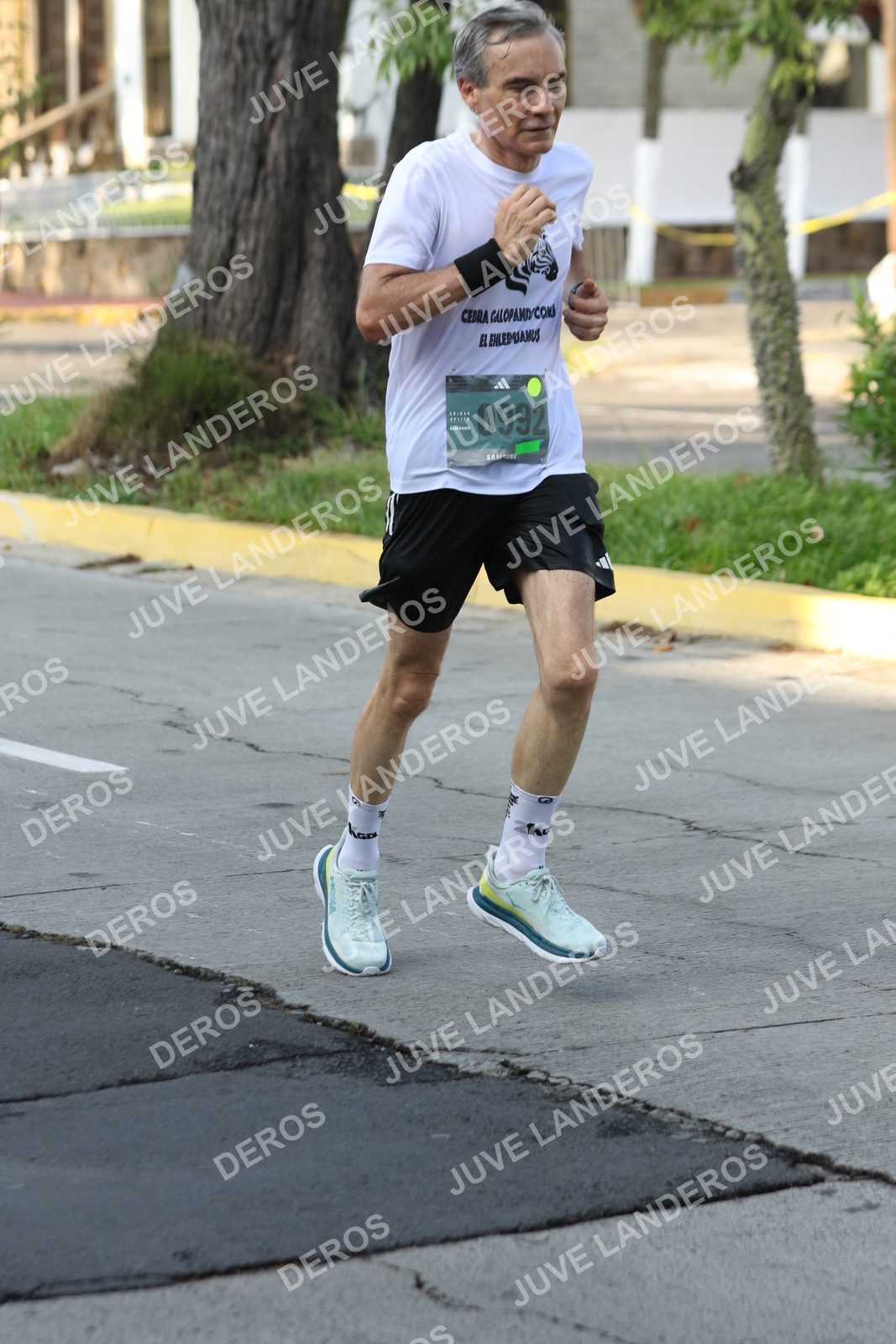 Foto de ADIDAS SPLITS GUADALAJARA 15K / 30K en Av. San Ignacio esquina Av. Ignacio L. Vallarta, Zapopan a las 08:13 · dorsal 992