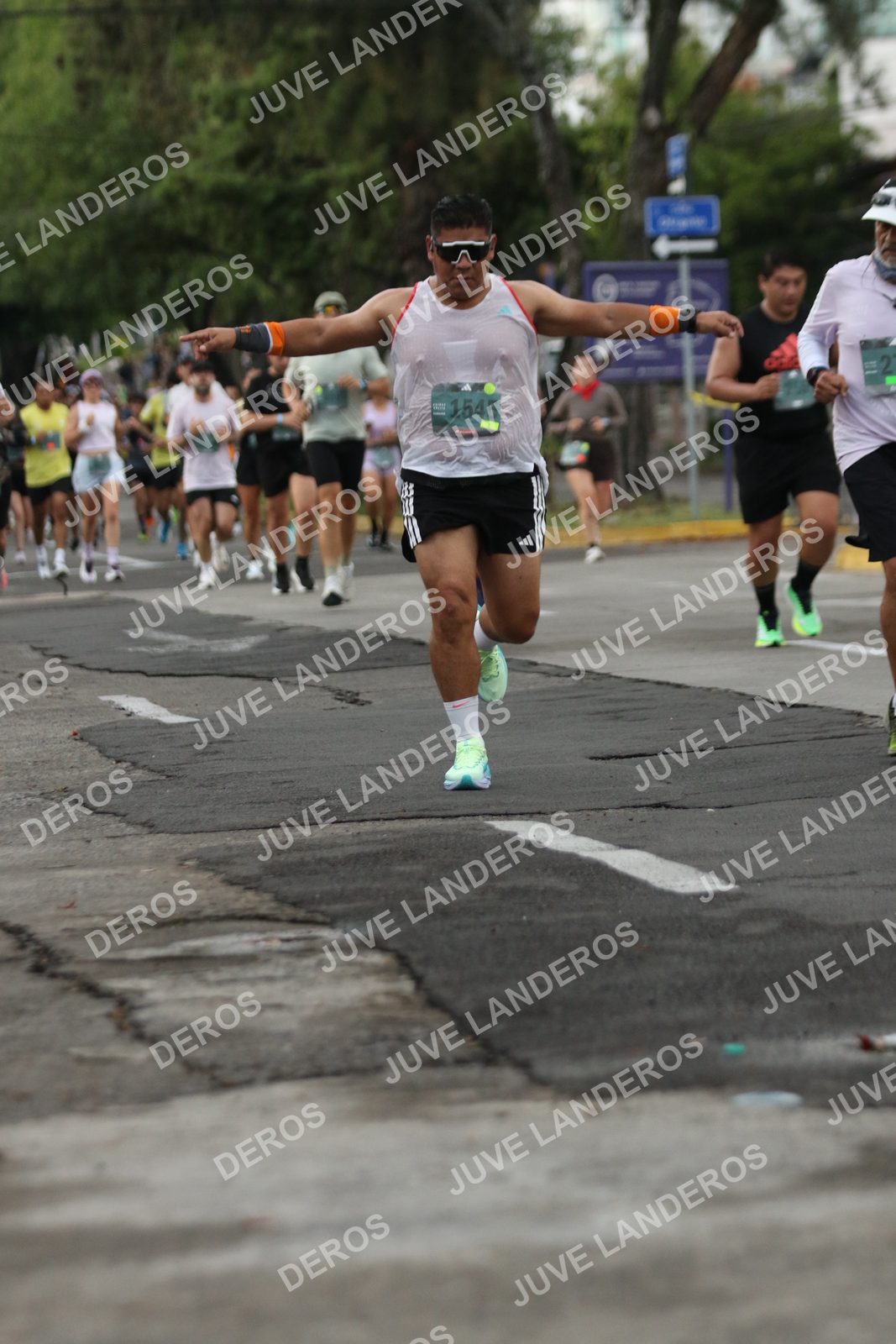 Foto de ADIDAS SPLITS GUADALAJARA 15K / 30K en Av. San Ignacio esquina Av. Ignacio L. Vallarta, Zapopan a las 06:57