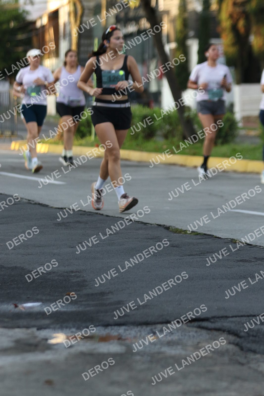 Foto de ADIDAS SPLITS GUADALAJARA 15K / 30K en Av. San Ignacio esquina Av. Ignacio L. Vallarta, Zapopan a las 07:15 · dorsal 1264