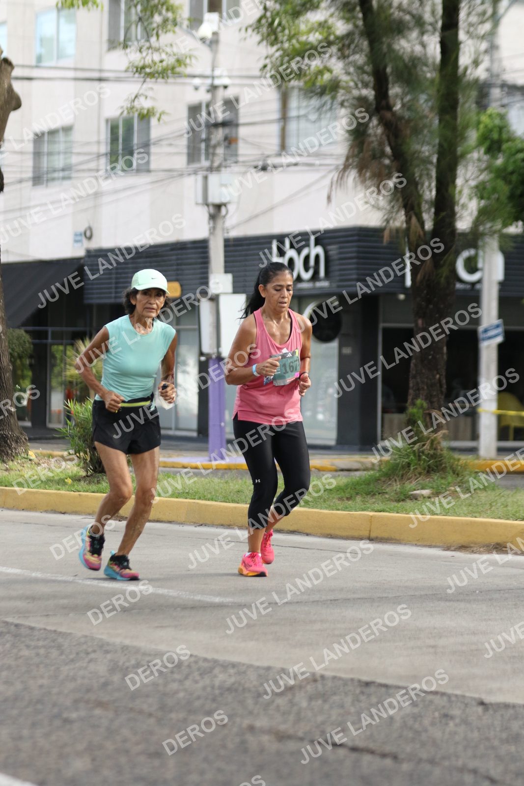 Foto de ADIDAS SPLITS GUADALAJARA 15K / 30K en Av. San Ignacio esquina Av. Ignacio L. Vallarta, Zapopan a las 09:02 · dorsal 167