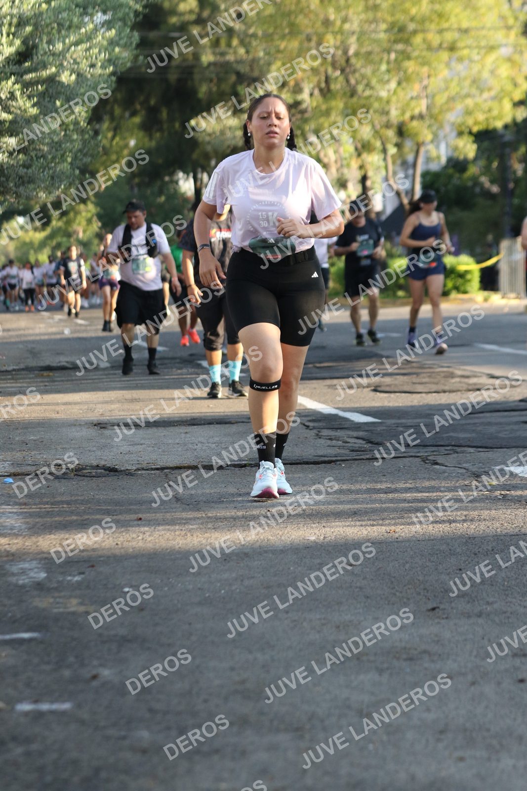 Foto de ADIDAS SPLITS GUADALAJARA 15K / 30K en Av. San Ignacio esquina Av. Ignacio L. Vallarta, Zapopan a las 07:55 · dorsal 15, 30