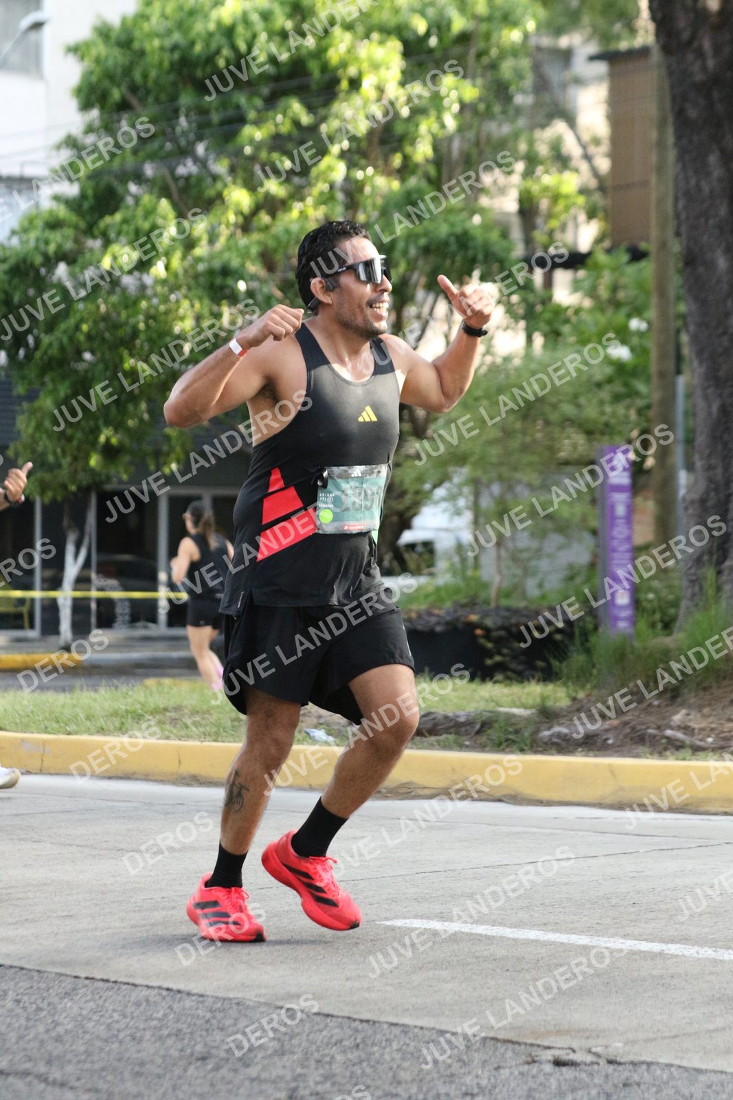 Foto de ADIDAS SPLITS GUADALAJARA 15K / 30K en Av. San Ignacio esquina Av. Ignacio L. Vallarta, Zapopan a las 08:44 · dorsal 1391