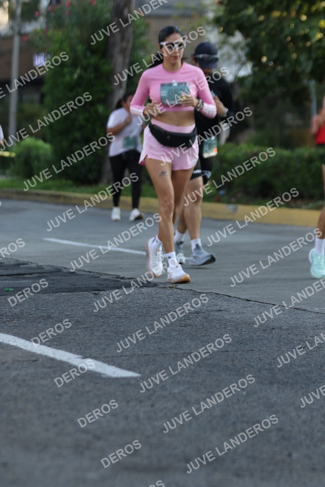 Foto de ADIDAS SPLITS GUADALAJARA 15K / 30K en Av. San Ignacio esquina Av. Ignacio L. Vallarta, Zapopan a las 07:46 · dorsal 833