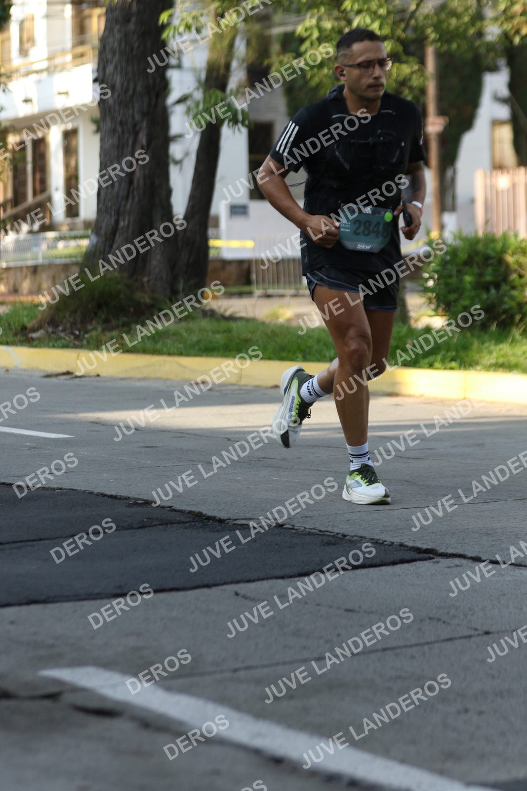 Foto de ADIDAS SPLITS GUADALAJARA 15K / 30K en Av. San Ignacio esquina Av. Ignacio L. Vallarta, Zapopan a las 08:20 · dorsal 2848