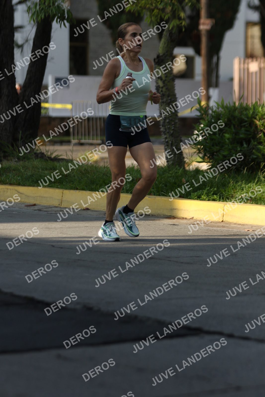 Foto de ADIDAS SPLITS GUADALAJARA 15K / 30K en Av. San Ignacio esquina Av. Ignacio L. Vallarta, Zapopan a las 08:20 · dorsal 1140