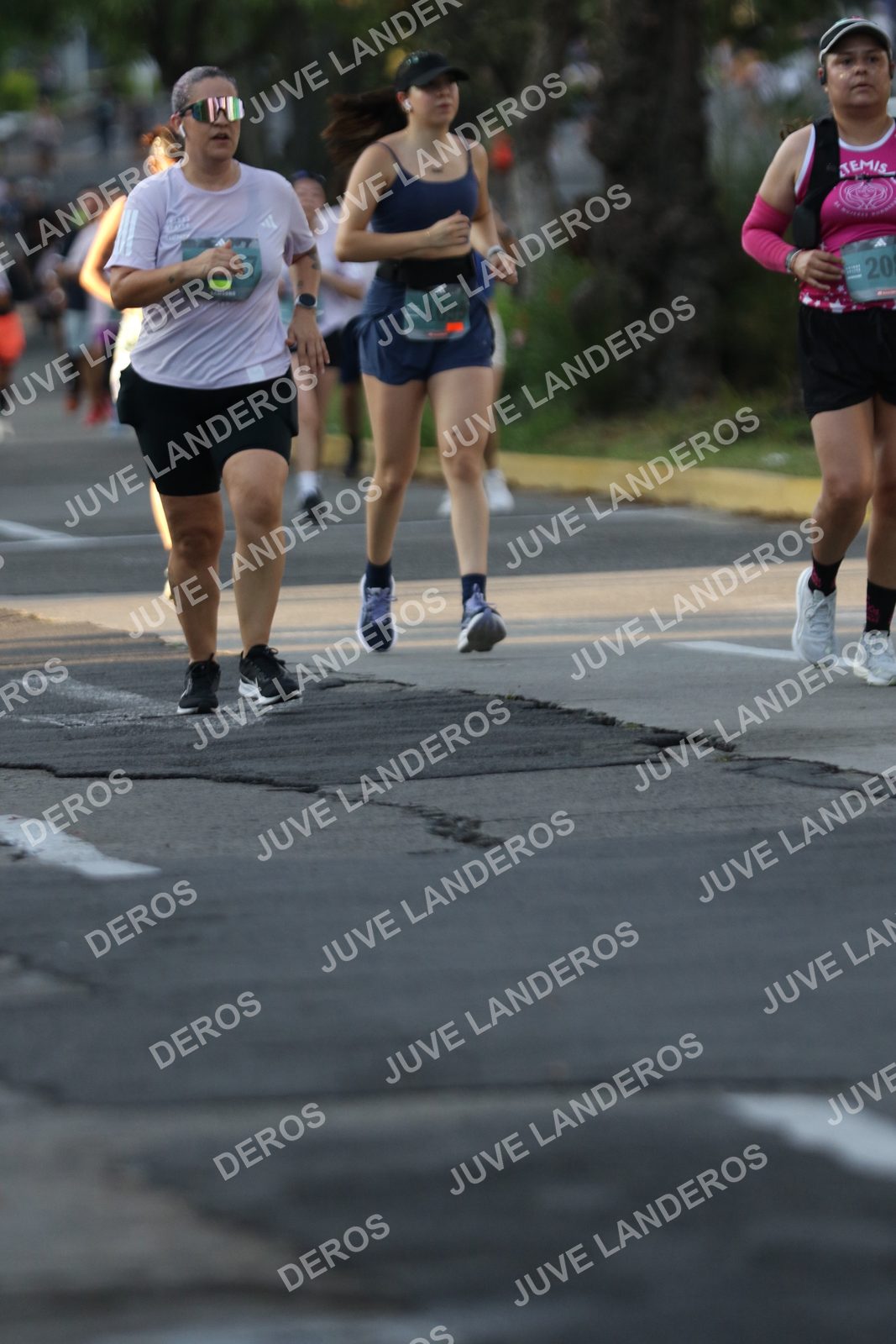 Foto de ADIDAS SPLITS GUADALAJARA 15K / 30K en Av. San Ignacio esquina Av. Ignacio L. Vallarta, Zapopan a las 07:21 · dorsal 20