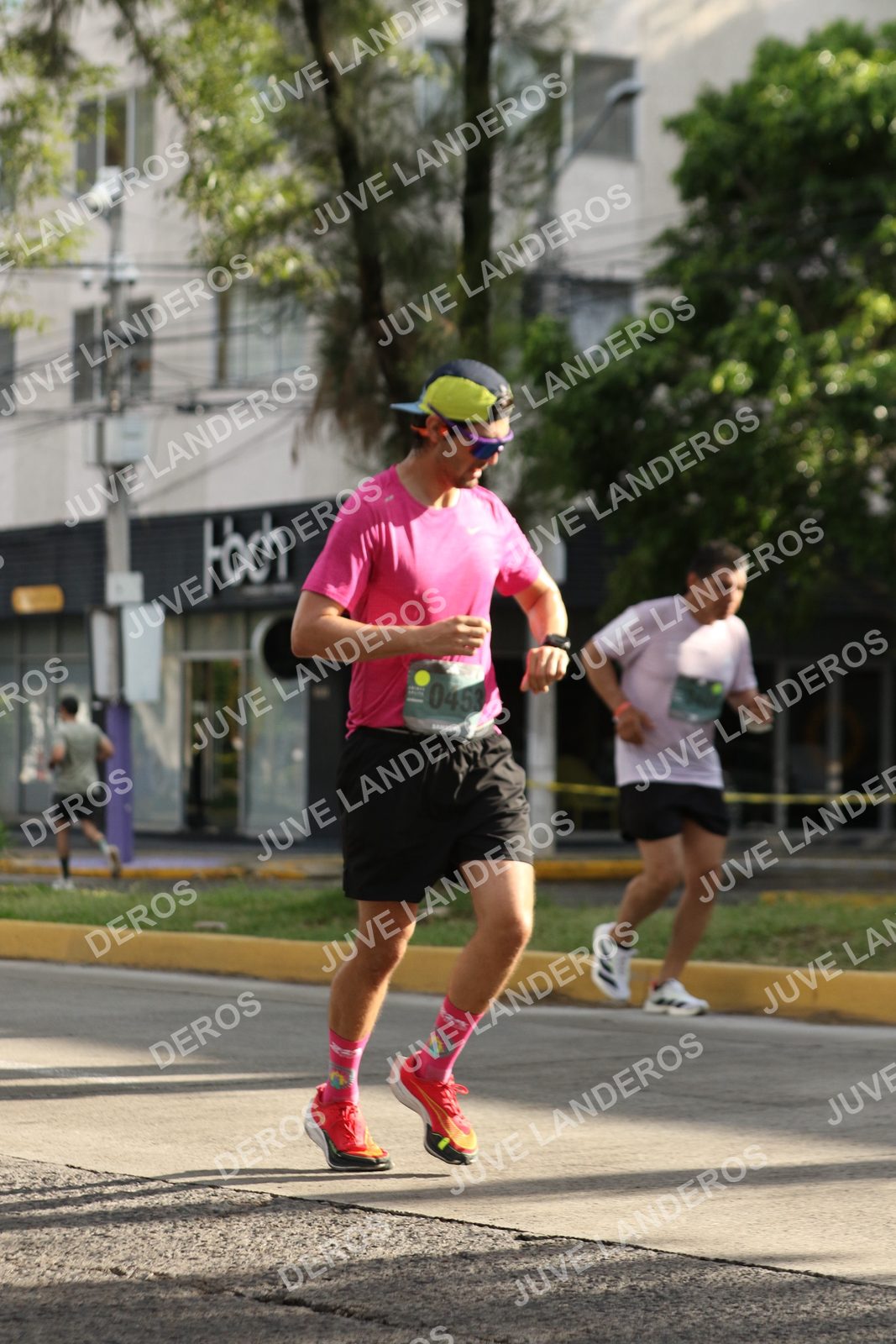 Foto de ADIDAS SPLITS GUADALAJARA 15K / 30K en Av. San Ignacio esquina Av. Ignacio L. Vallarta, Zapopan a las 08:54 · dorsal 453