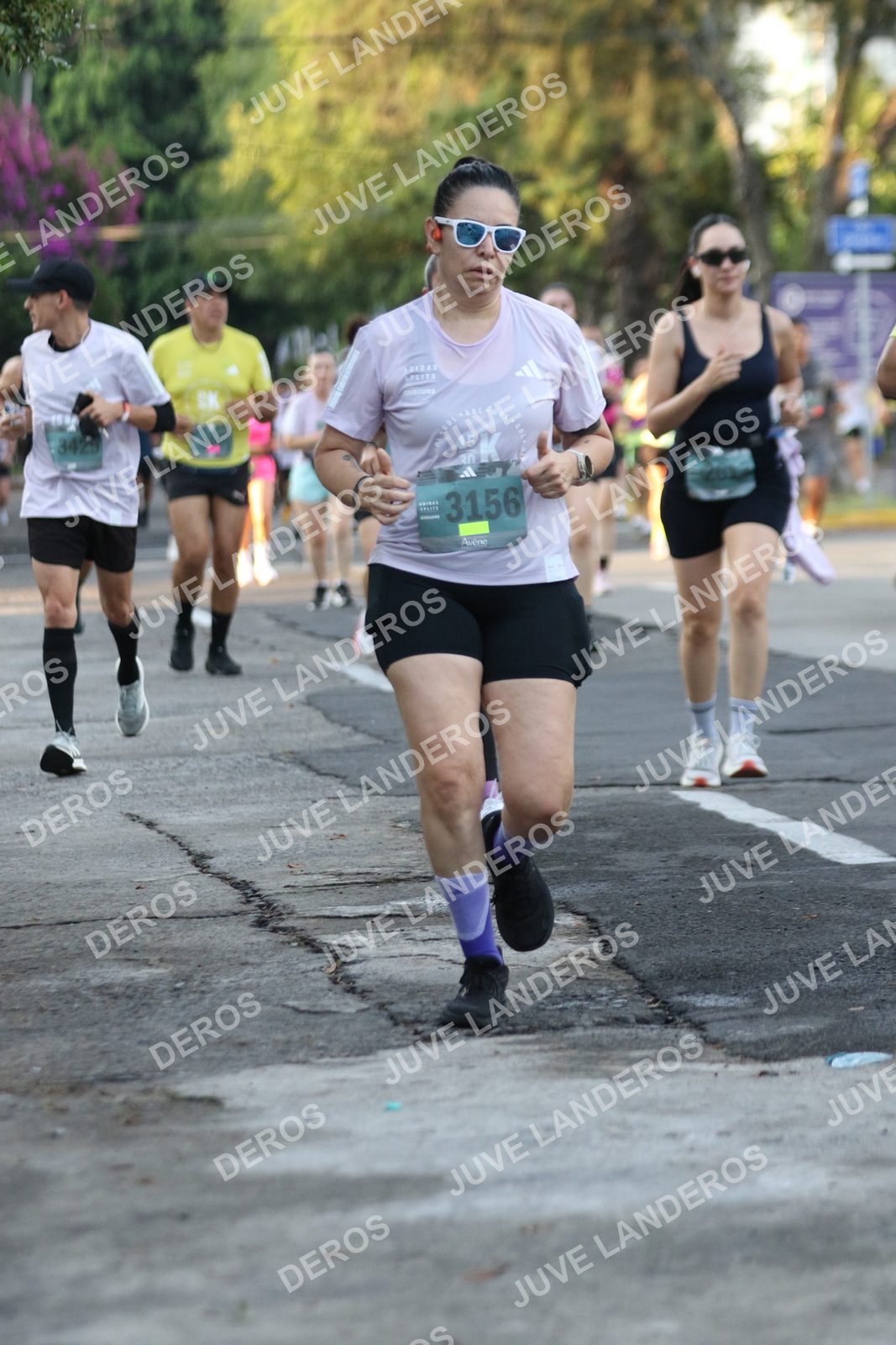 Foto de ADIDAS SPLITS GUADALAJARA 15K / 30K en Av. San Ignacio esquina Av. Ignacio L. Vallarta, Zapopan a las 07:16 · dorsal 3156