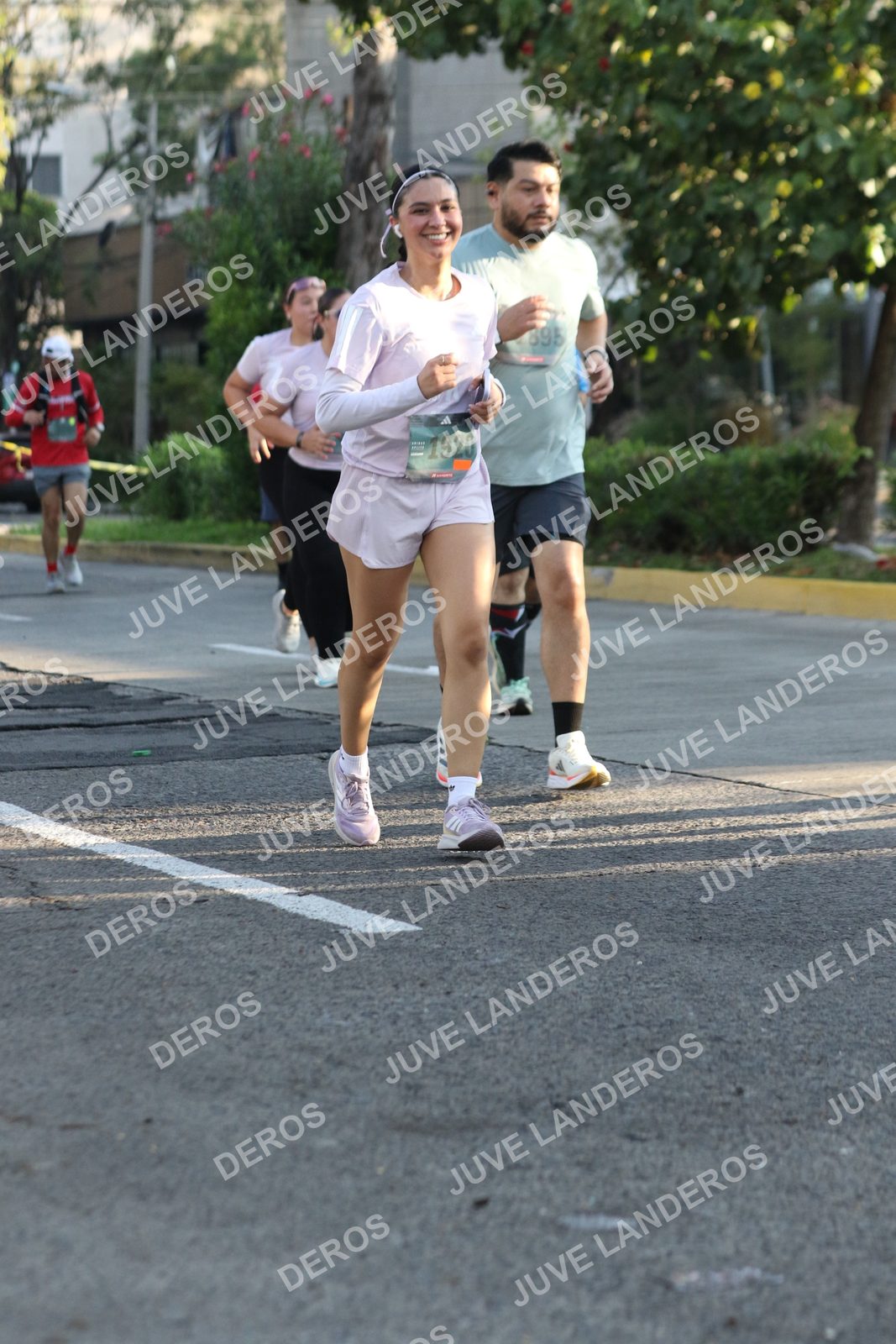 Foto de ADIDAS SPLITS GUADALAJARA 15K / 30K en Av. San Ignacio esquina Av. Ignacio L. Vallarta, Zapopan a las 07:55 · dorsal 1920
