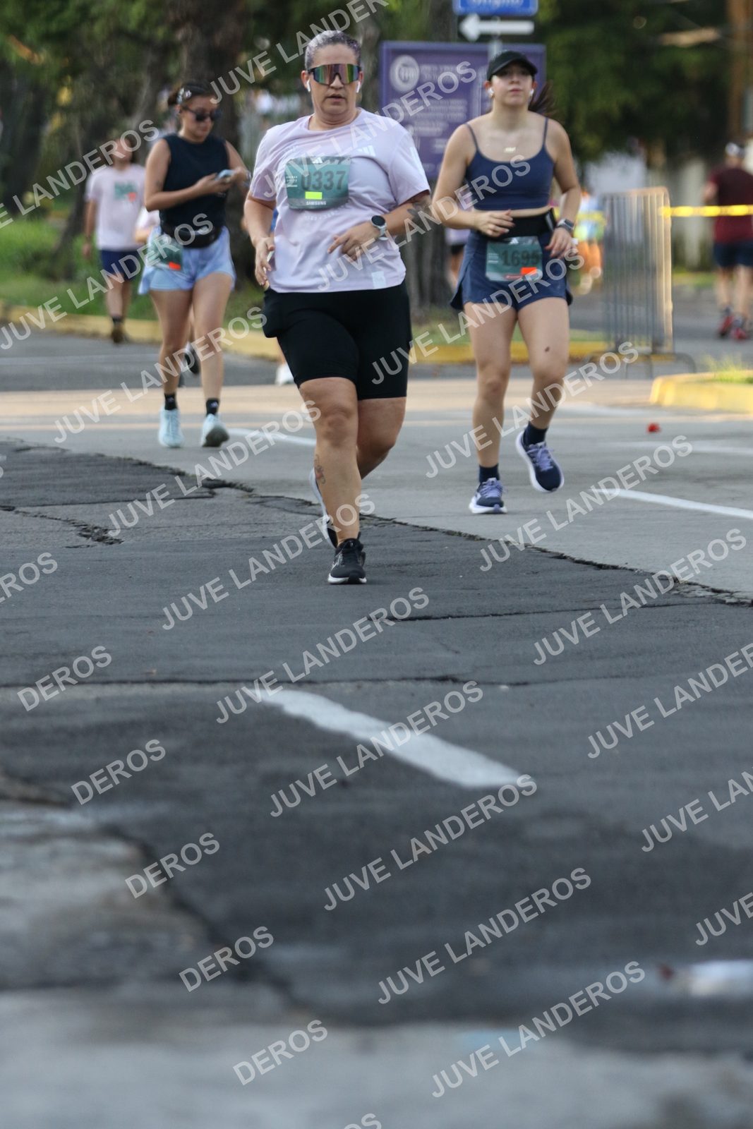 Foto de ADIDAS SPLITS GUADALAJARA 15K / 30K en Av. San Ignacio esquina Av. Ignacio L. Vallarta, Zapopan a las 07:21 · dorsal 337, 1695