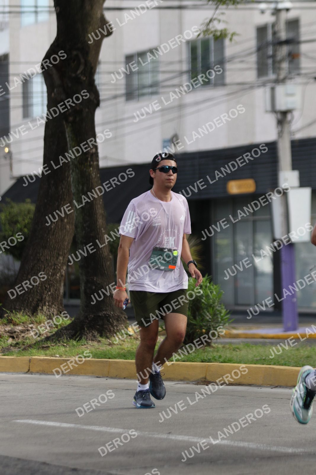 Foto de ADIDAS SPLITS GUADALAJARA 15K / 30K en Av. San Ignacio esquina Av. Ignacio L. Vallarta, Zapopan a las 09:01 · dorsal 3426, 15, 30