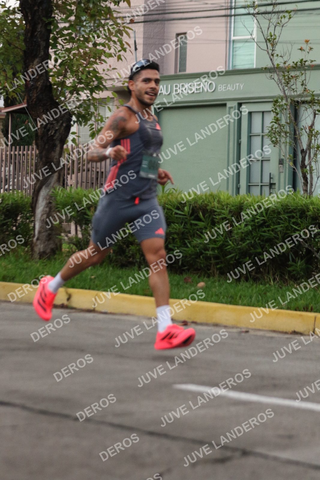 Foto de ADIDAS SPLITS GUADALAJARA 15K / 30K en Av. San Ignacio esquina Av. Ignacio L. Vallarta, Zapopan a las 06:47