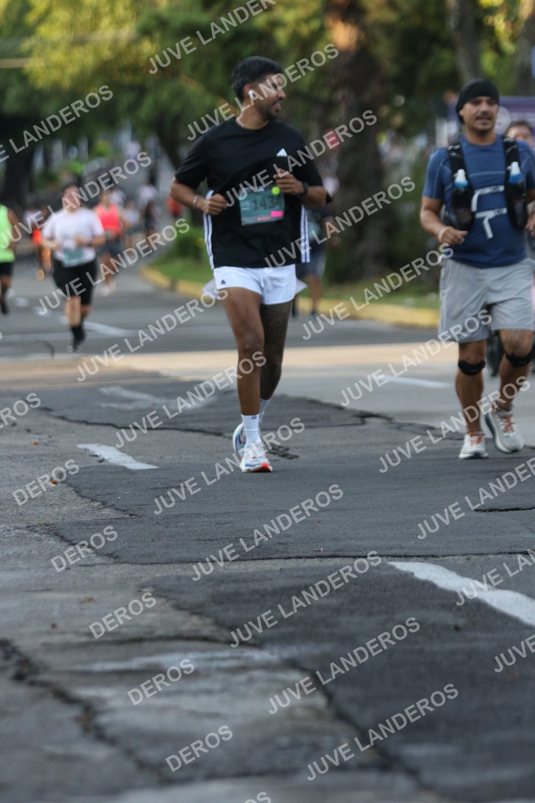 Foto de ADIDAS SPLITS GUADALAJARA 15K / 30K en Av. San Ignacio esquina Av. Ignacio L. Vallarta, Zapopan a las 07:22 · dorsal 1434