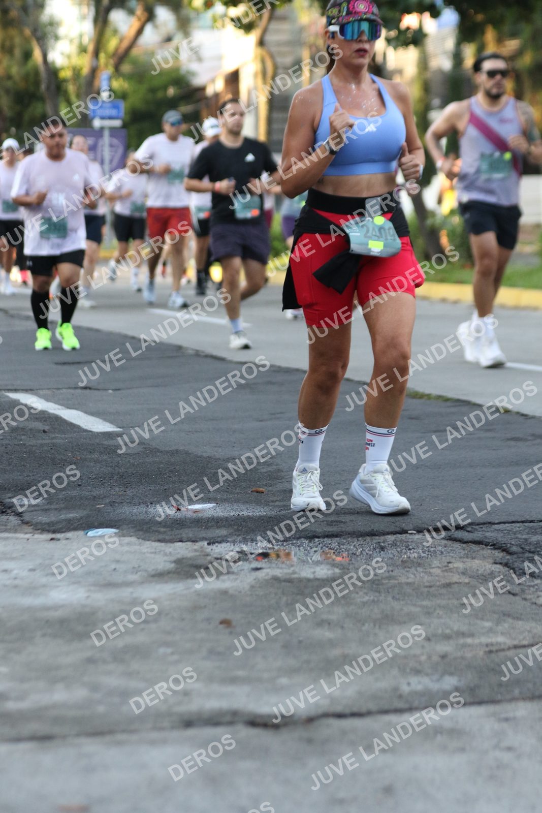 Foto de ADIDAS SPLITS GUADALAJARA 15K / 30K en Av. San Ignacio esquina Av. Ignacio L. Vallarta, Zapopan a las 07:16 · dorsal 2409