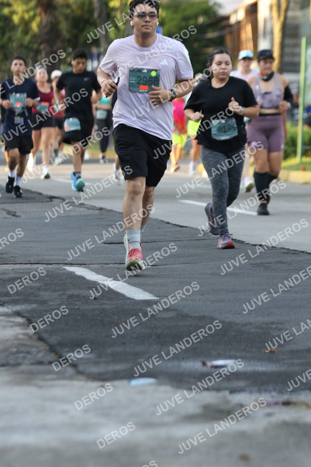 Foto de ADIDAS SPLITS GUADALAJARA 15K / 30K en Av. San Ignacio esquina Av. Ignacio L. Vallarta, Zapopan a las 07:15 · dorsal 2966, 165