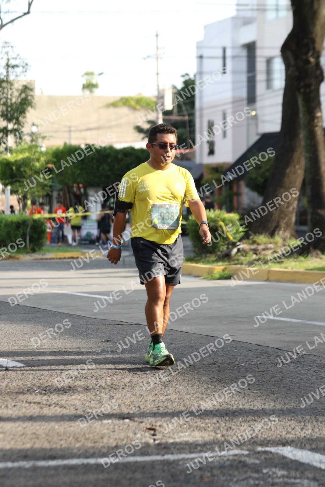 Foto de ADIDAS SPLITS GUADALAJARA 15K / 30K en Av. San Ignacio esquina Av. Ignacio L. Vallarta, Zapopan a las 08:42 · dorsal 38