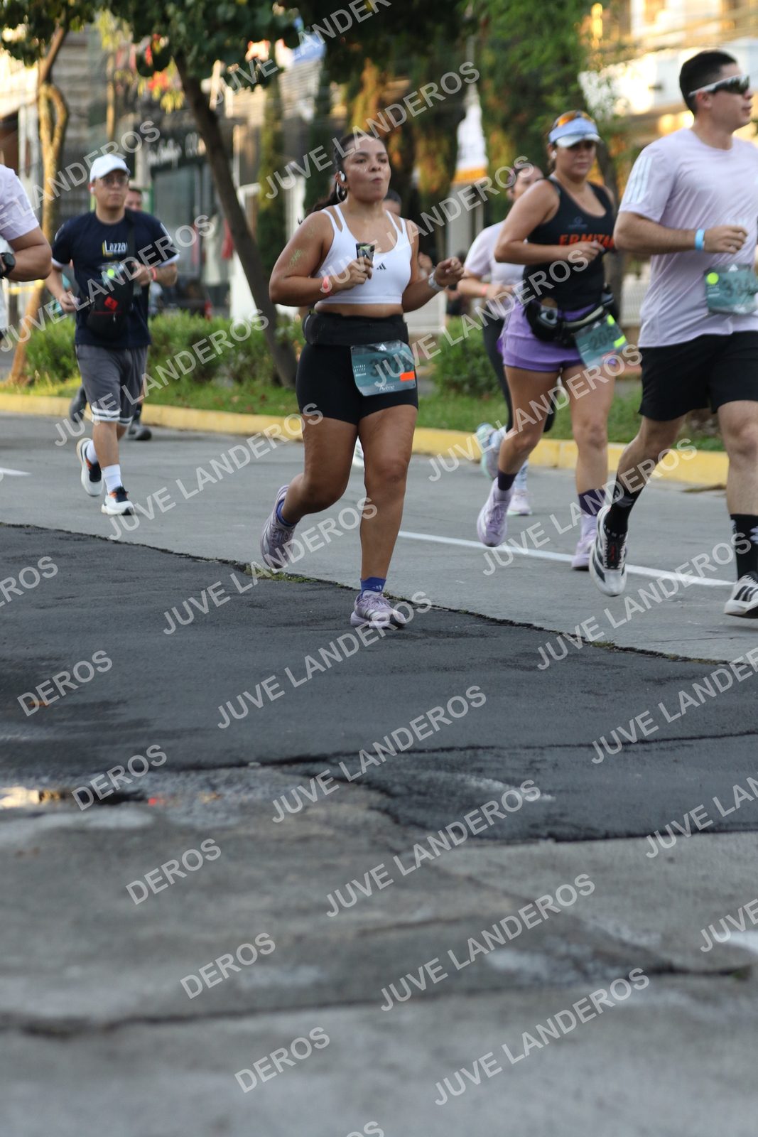 Foto de ADIDAS SPLITS GUADALAJARA 15K / 30K en Av. San Ignacio esquina Av. Ignacio L. Vallarta, Zapopan a las 07:13 · dorsal 3078