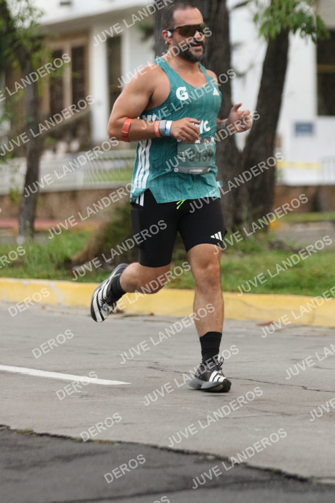 Foto de ADIDAS SPLITS GUADALAJARA 15K / 30K en Av. San Ignacio esquina Av. Ignacio L. Vallarta, Zapopan a las 06:50 · dorsal 439