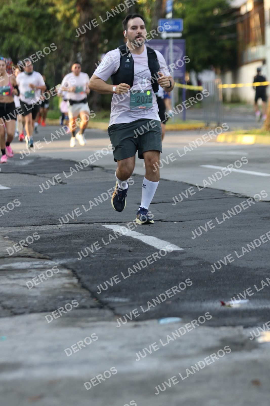 Foto de ADIDAS SPLITS GUADALAJARA 15K / 30K en Av. San Ignacio esquina Av. Ignacio L. Vallarta, Zapopan a las 07:15 · dorsal 2079
