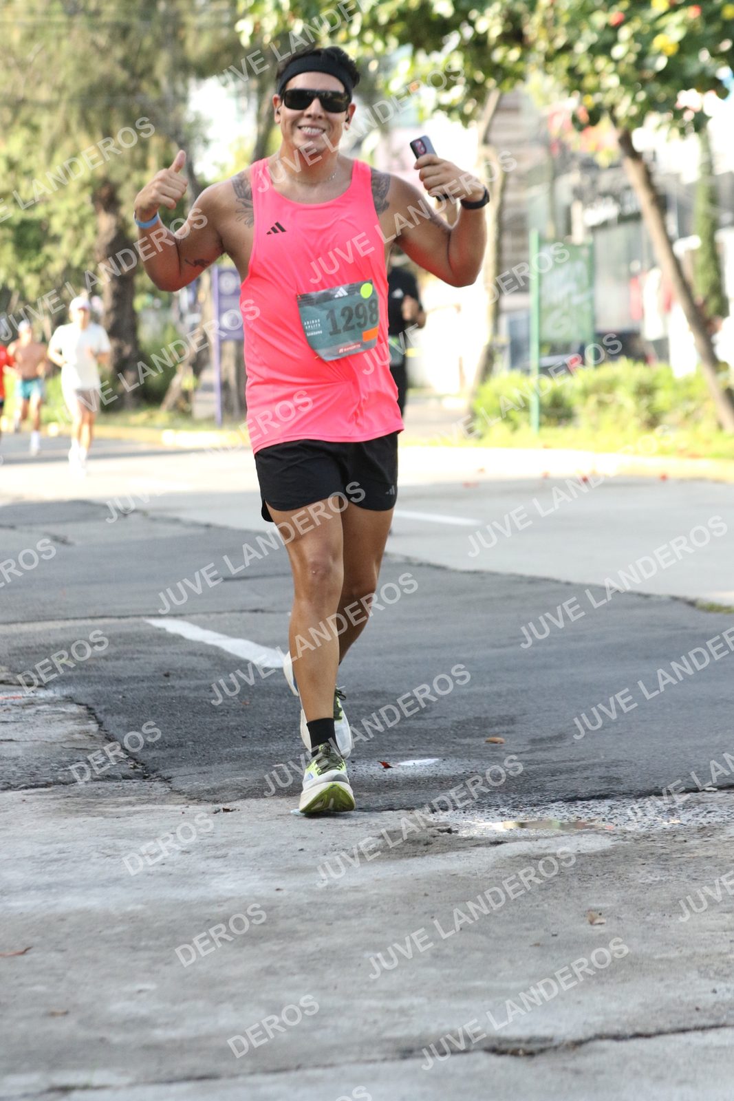 Foto de ADIDAS SPLITS GUADALAJARA 15K / 30K en Av. San Ignacio esquina Av. Ignacio L. Vallarta, Zapopan a las 08:30 · dorsal 1298