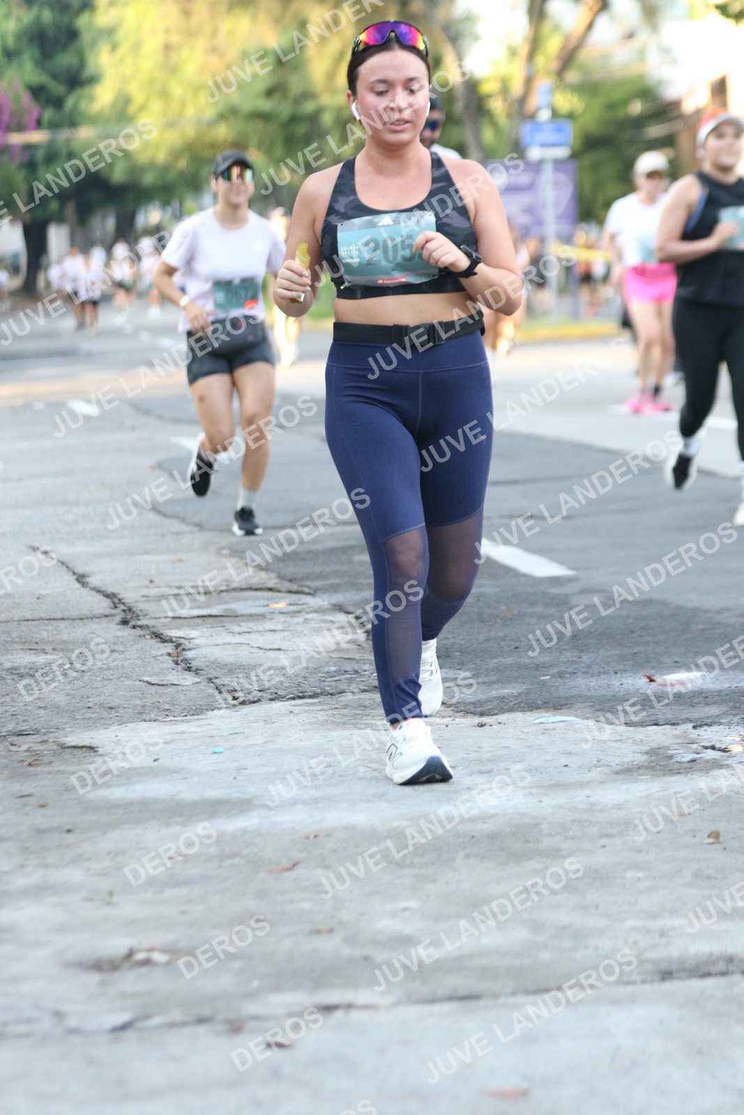 Foto de ADIDAS SPLITS GUADALAJARA 15K / 30K en Av. San Ignacio esquina Av. Ignacio L. Vallarta, Zapopan a las 07:20 · dorsal 205