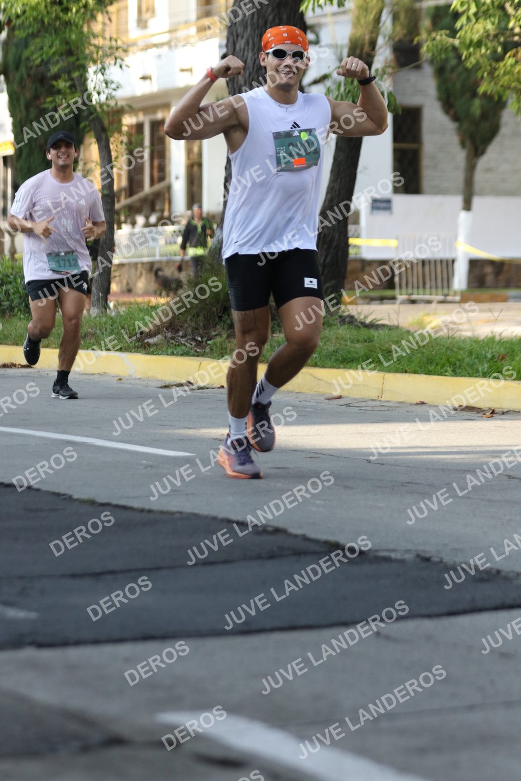 Foto de ADIDAS SPLITS GUADALAJARA 15K / 30K en Av. San Ignacio esquina Av. Ignacio L. Vallarta, Zapopan a las 08:20 · dorsal 2281, 1712