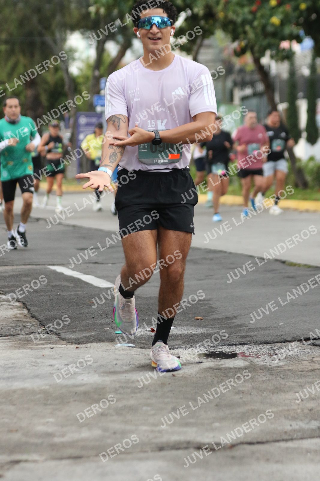Foto de ADIDAS SPLITS GUADALAJARA 15K / 30K en Av. San Ignacio esquina Av. Ignacio L. Vallarta, Zapopan a las 06:58 · dorsal 904
